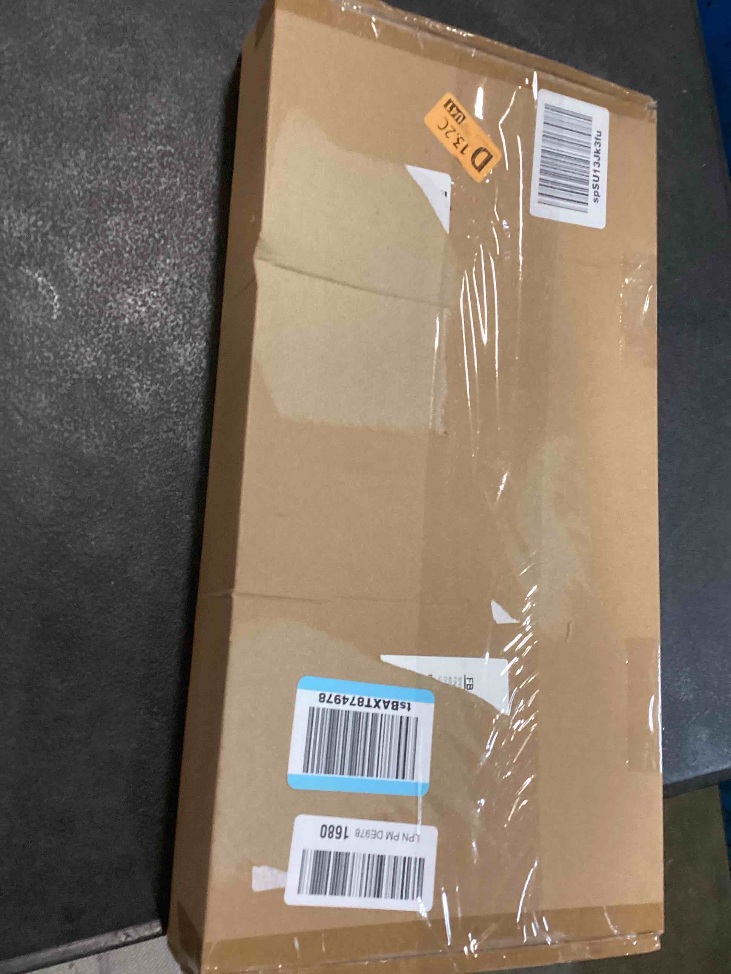 https://s3.amazonaws.com/lotting-images-prod/bidfta/PNK2064887_1738600928924.jpeg