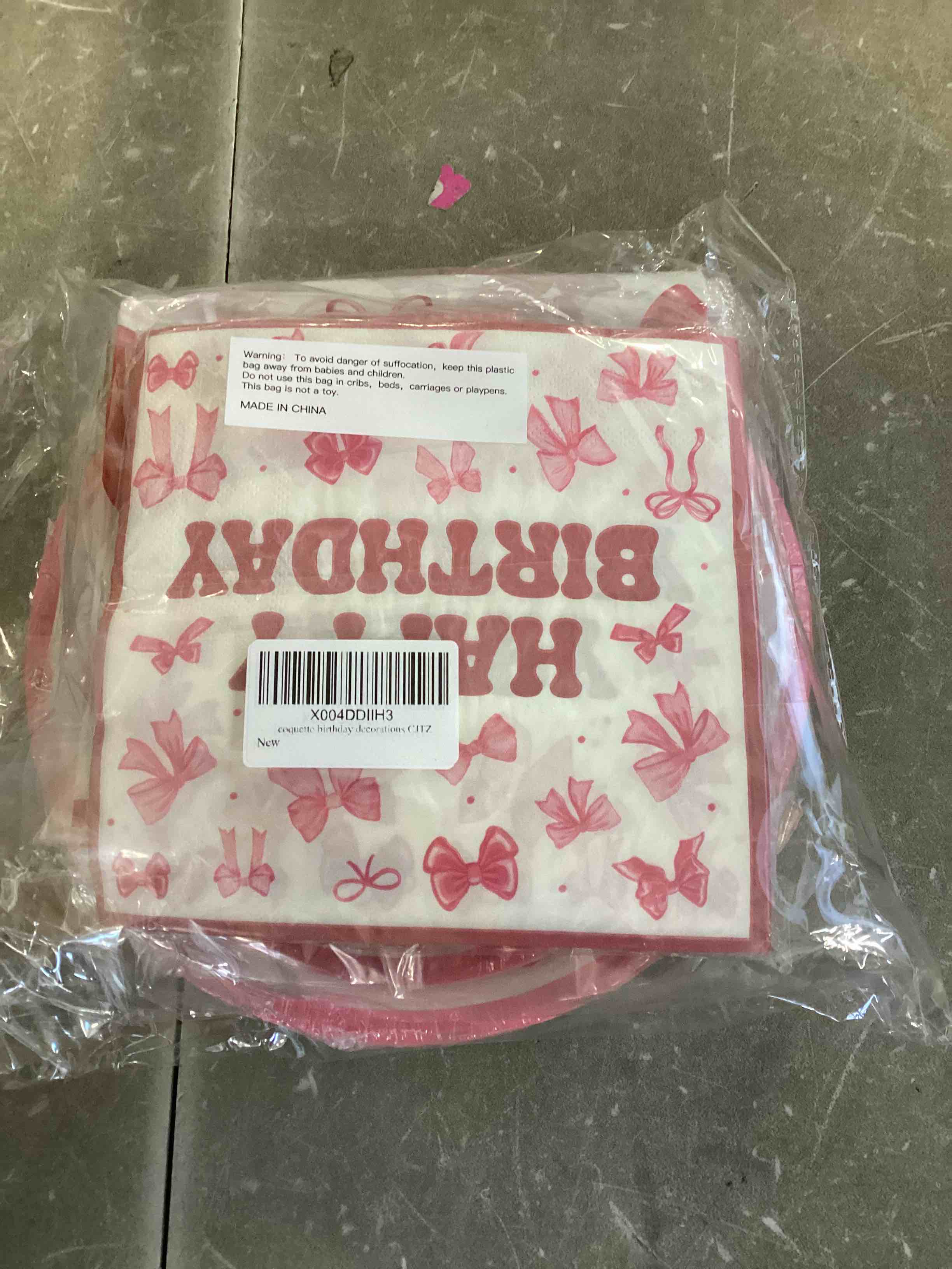 https://s3.amazonaws.com/lotting-images-prod/bidfta/PNK2065690_1737141703087.jpeg