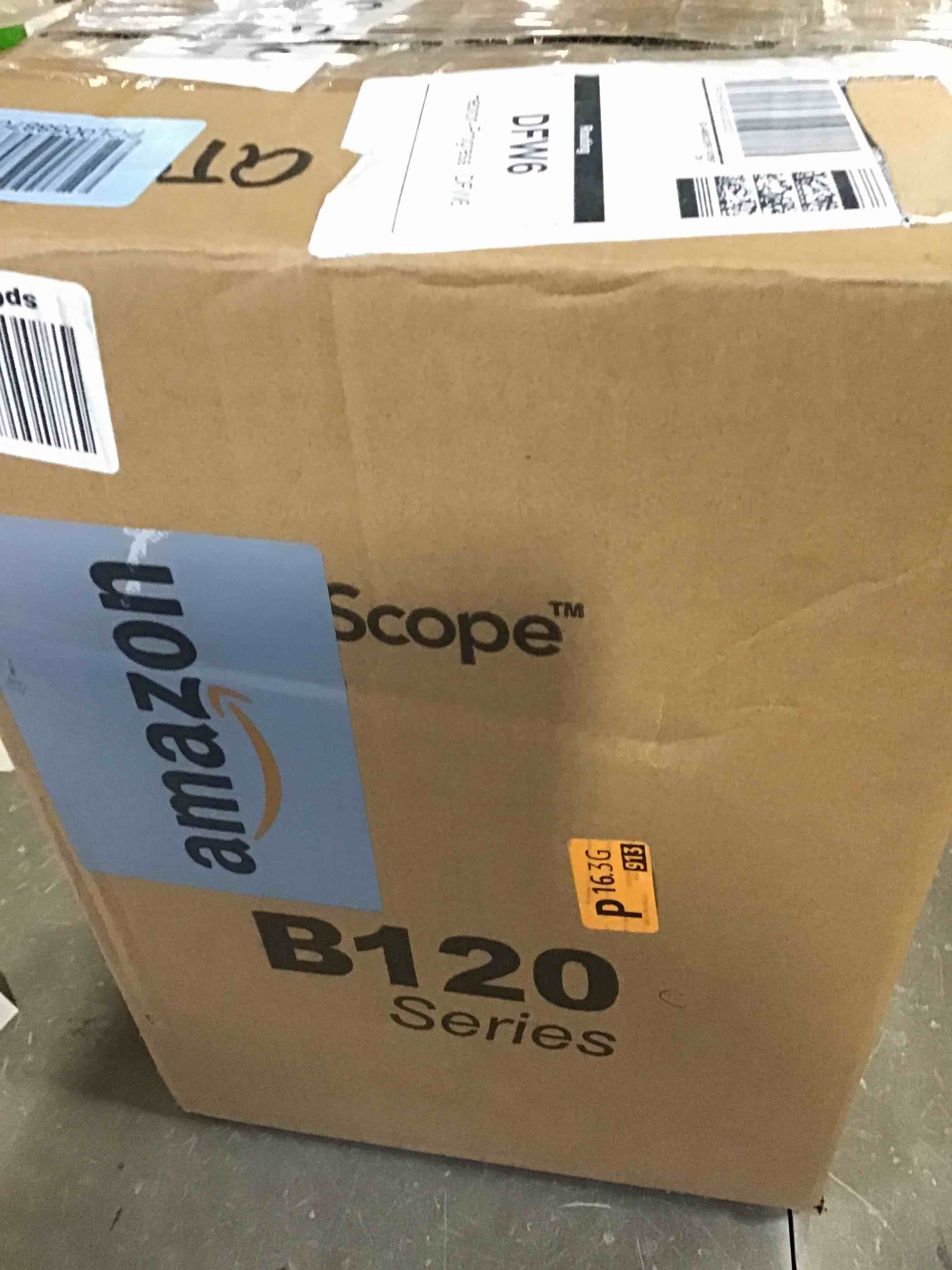 https://s3.amazonaws.com/lotting-images-prod/bidfta/PNK2065918_1737466228458.jpeg