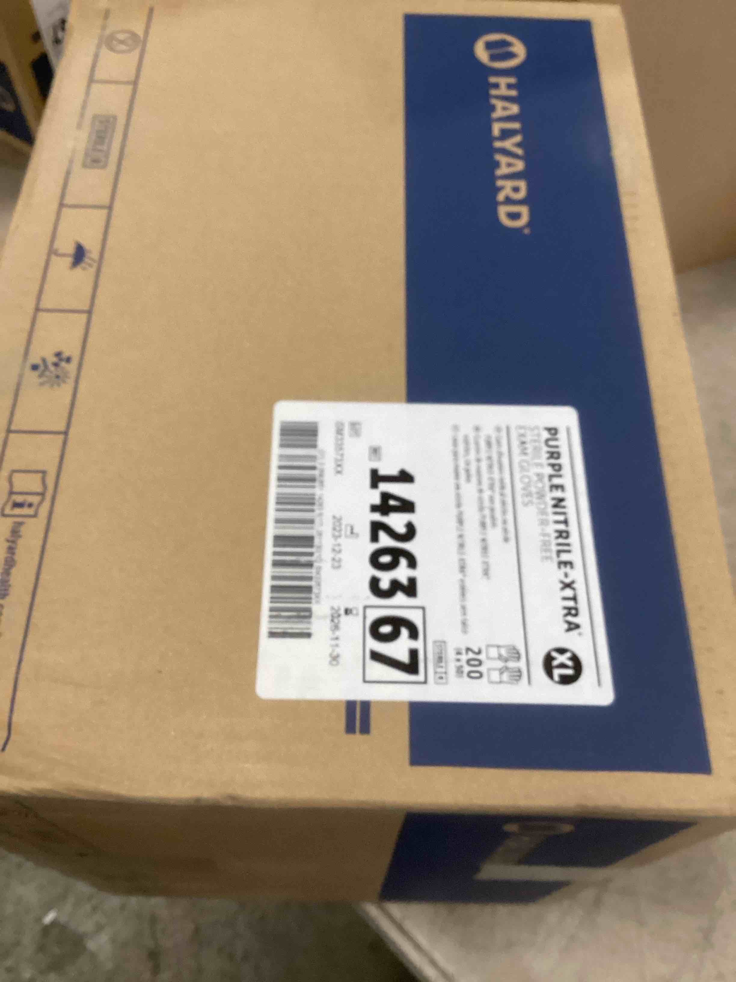 https://s3.amazonaws.com/lotting-images-prod/bidfta/PNK2068152_1737742570485.jpeg