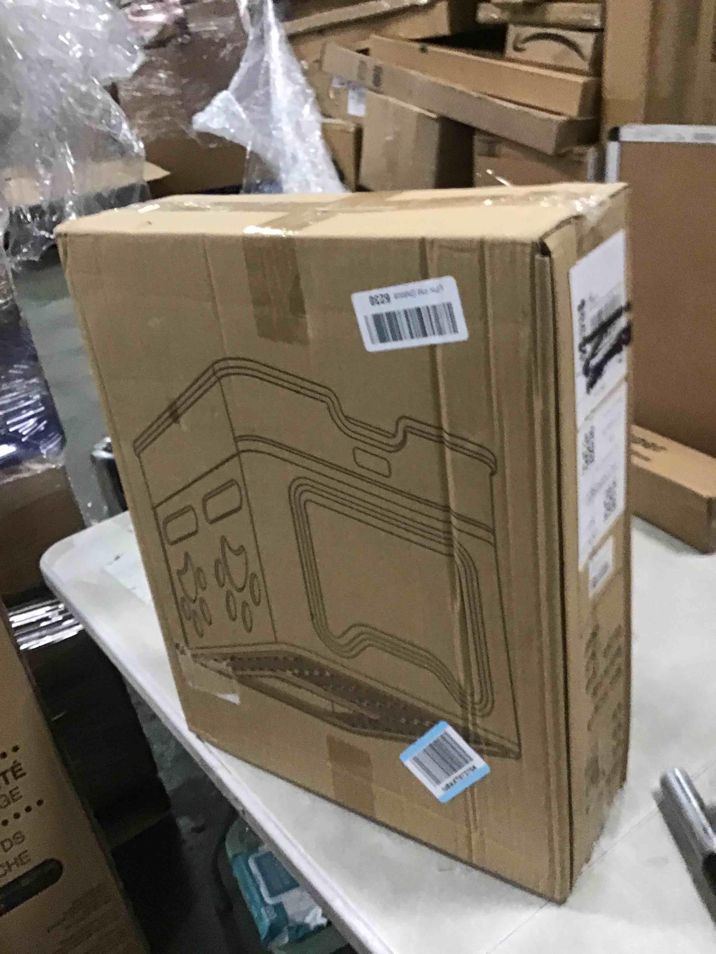 https://s3.amazonaws.com/lotting-images-prod/bidfta/PNK2068248_1738330390825.jpeg
