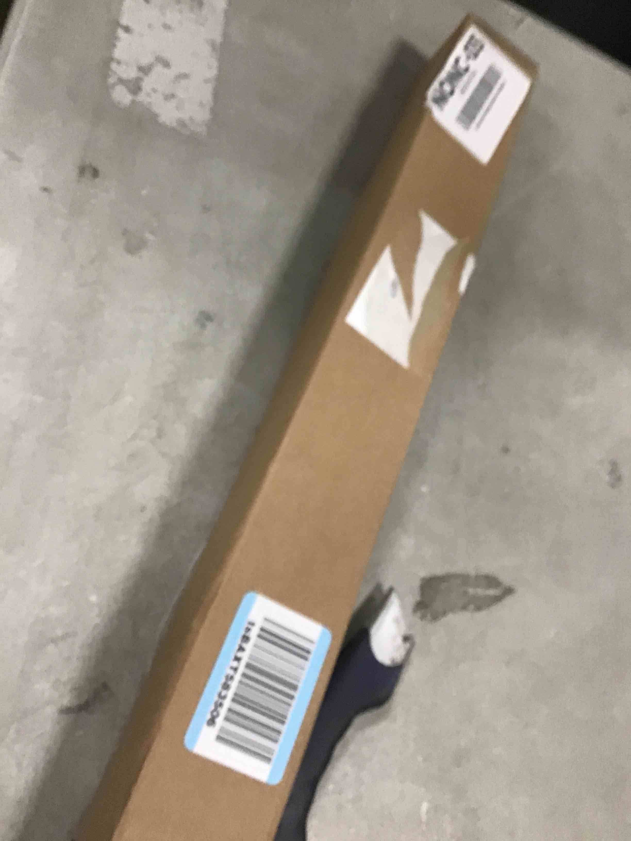 https://s3.amazonaws.com/lotting-images-prod/bidfta/PNK2068509_1738344054177.jpeg