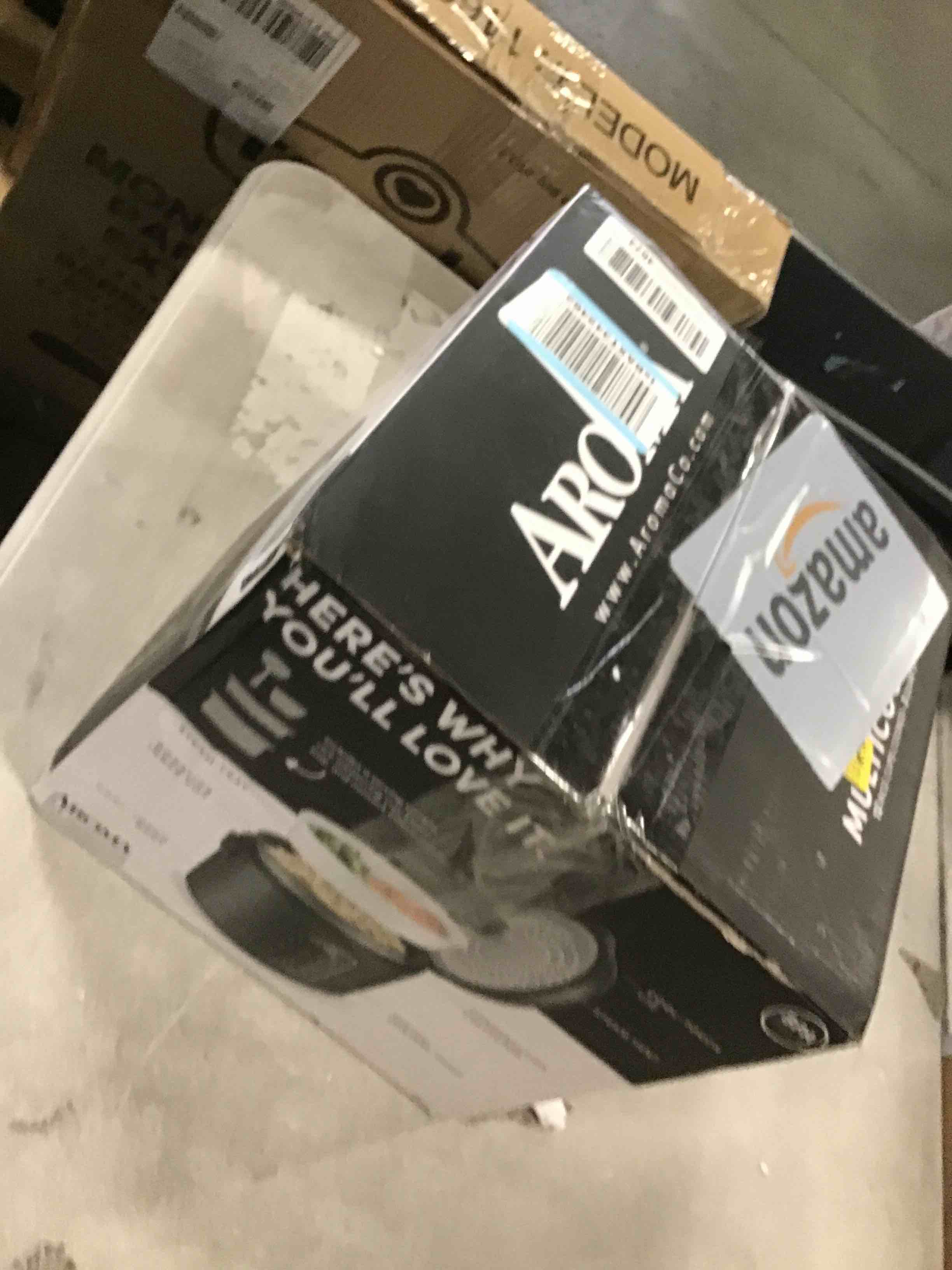 https://s3.amazonaws.com/lotting-images-prod/bidfta/PNK2068569_1738349131443.jpeg
