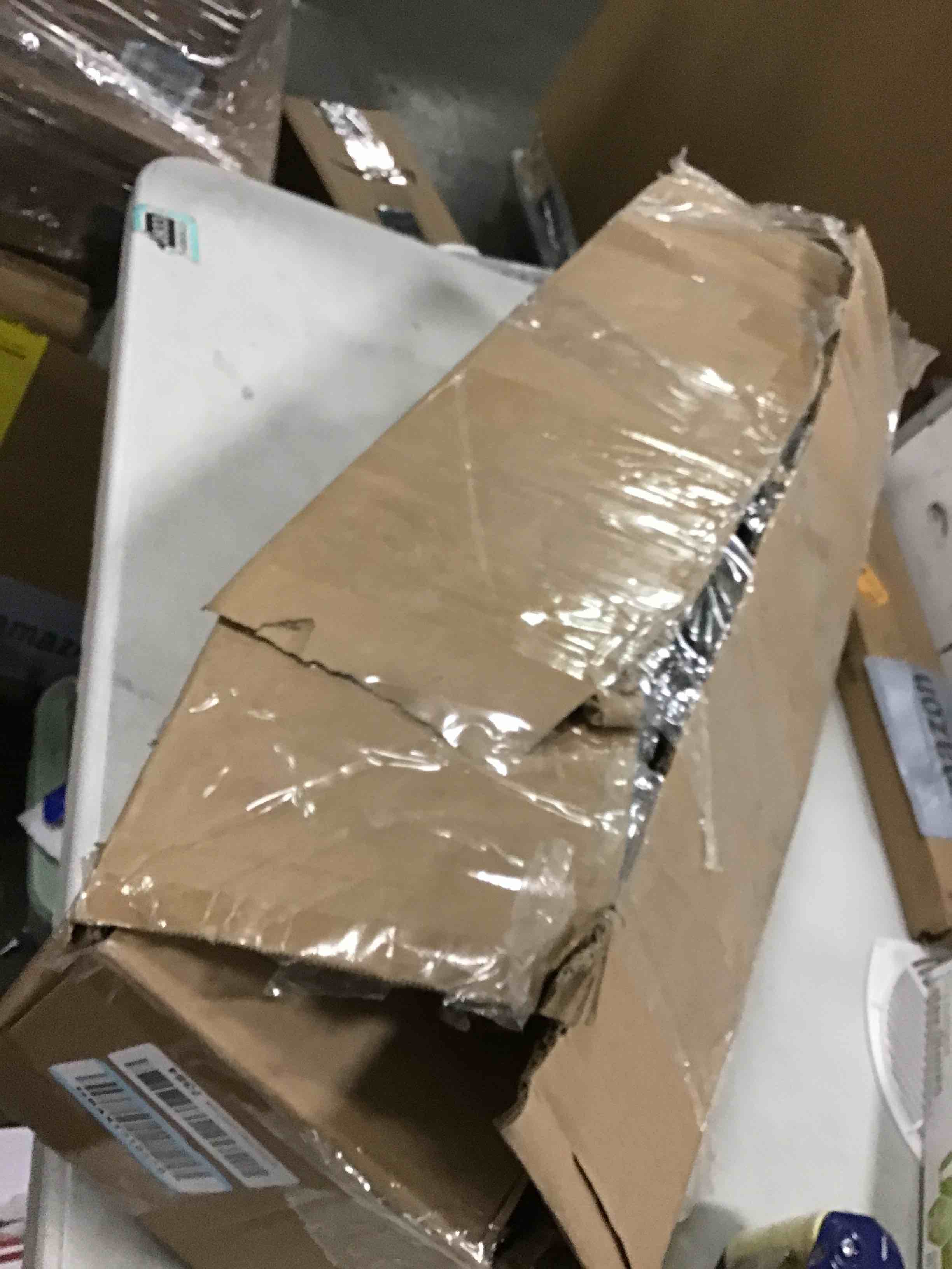 https://s3.amazonaws.com/lotting-images-prod/bidfta/PNK2069530_1738856559586.jpeg