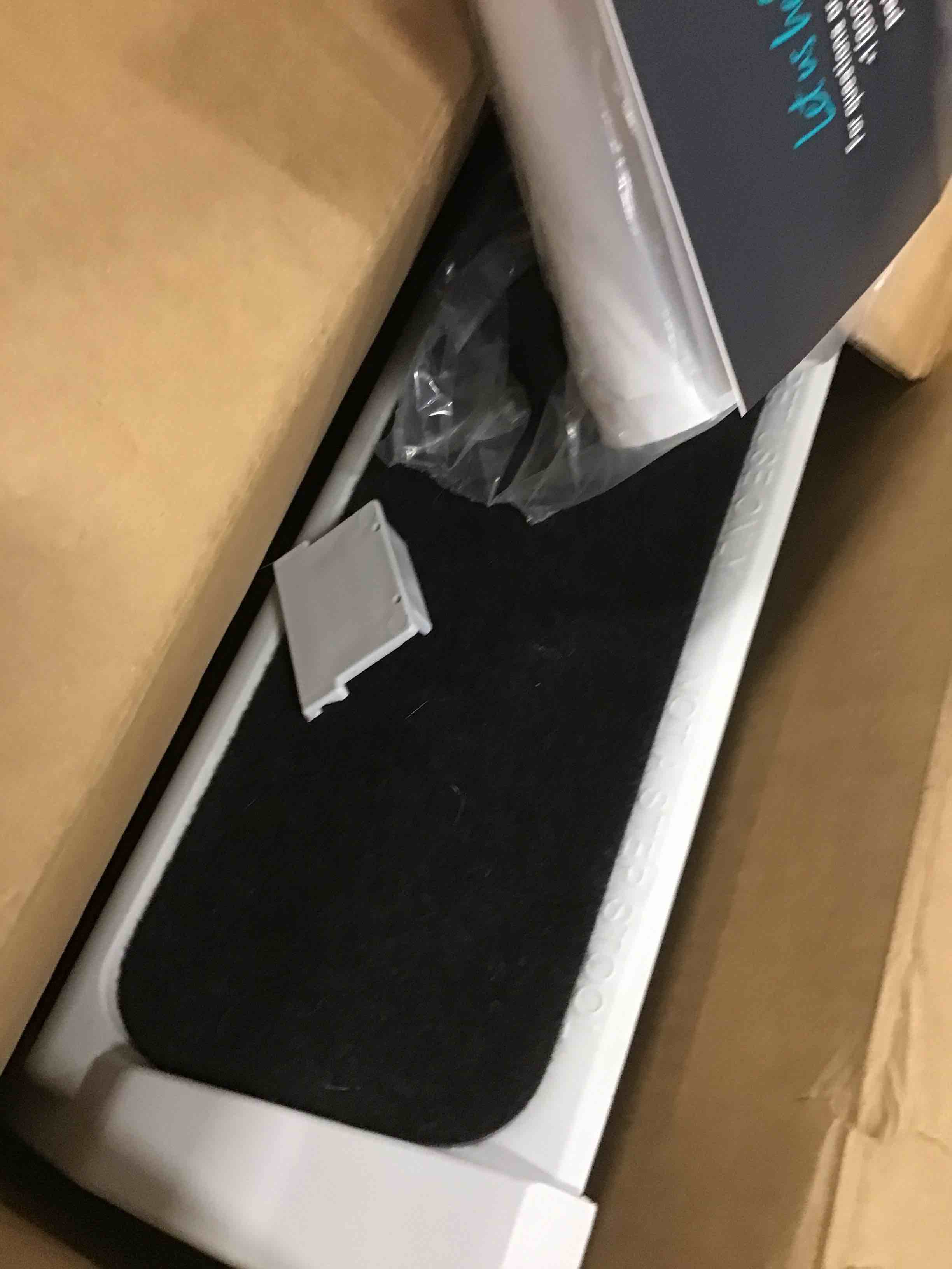 https://s3.amazonaws.com/lotting-images-prod/bidfta/PNK2069612_1738861567431.jpeg