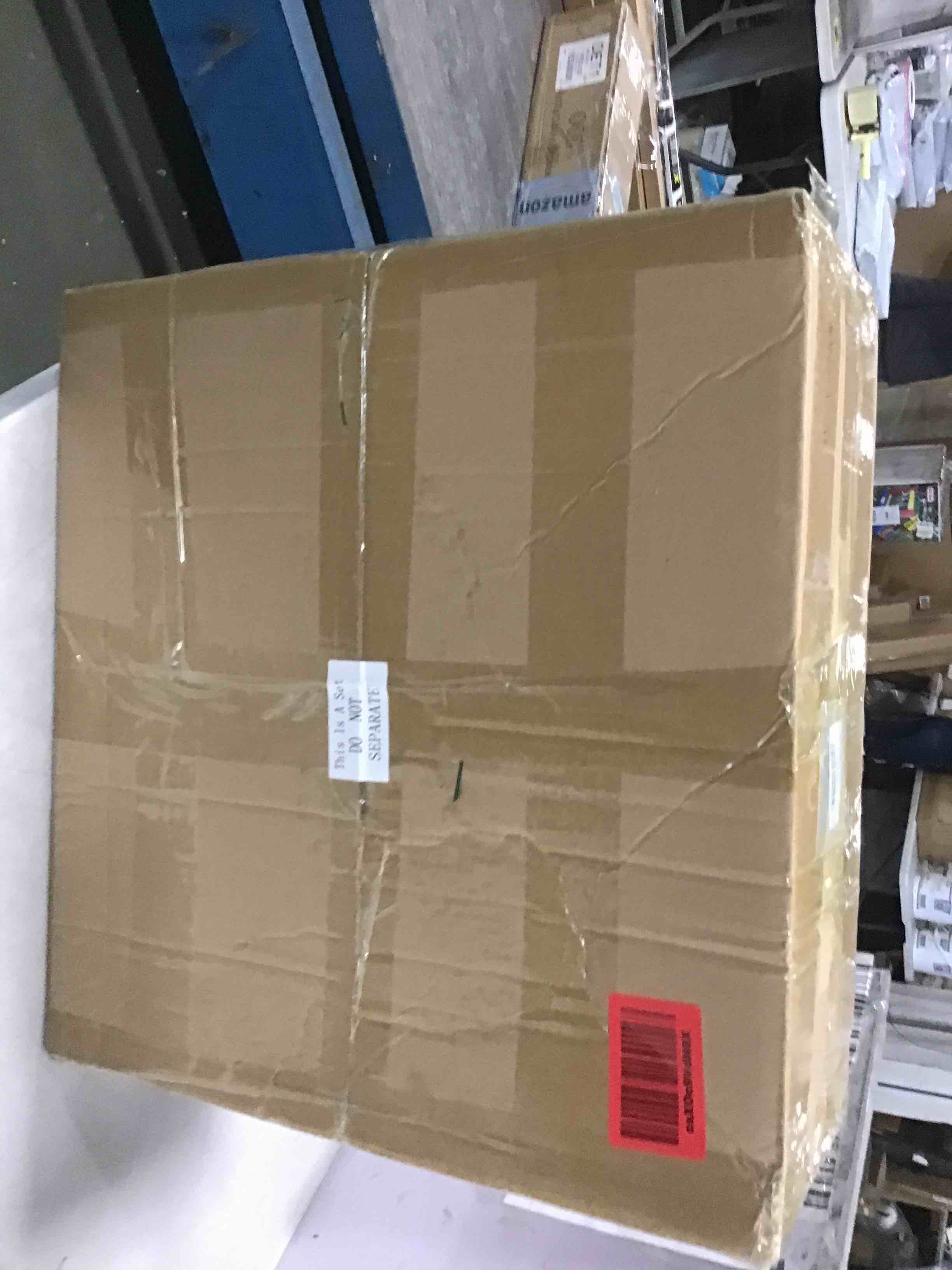 https://s3.amazonaws.com/lotting-images-prod/bidfta/PNK2069900_1738934305973.jpeg