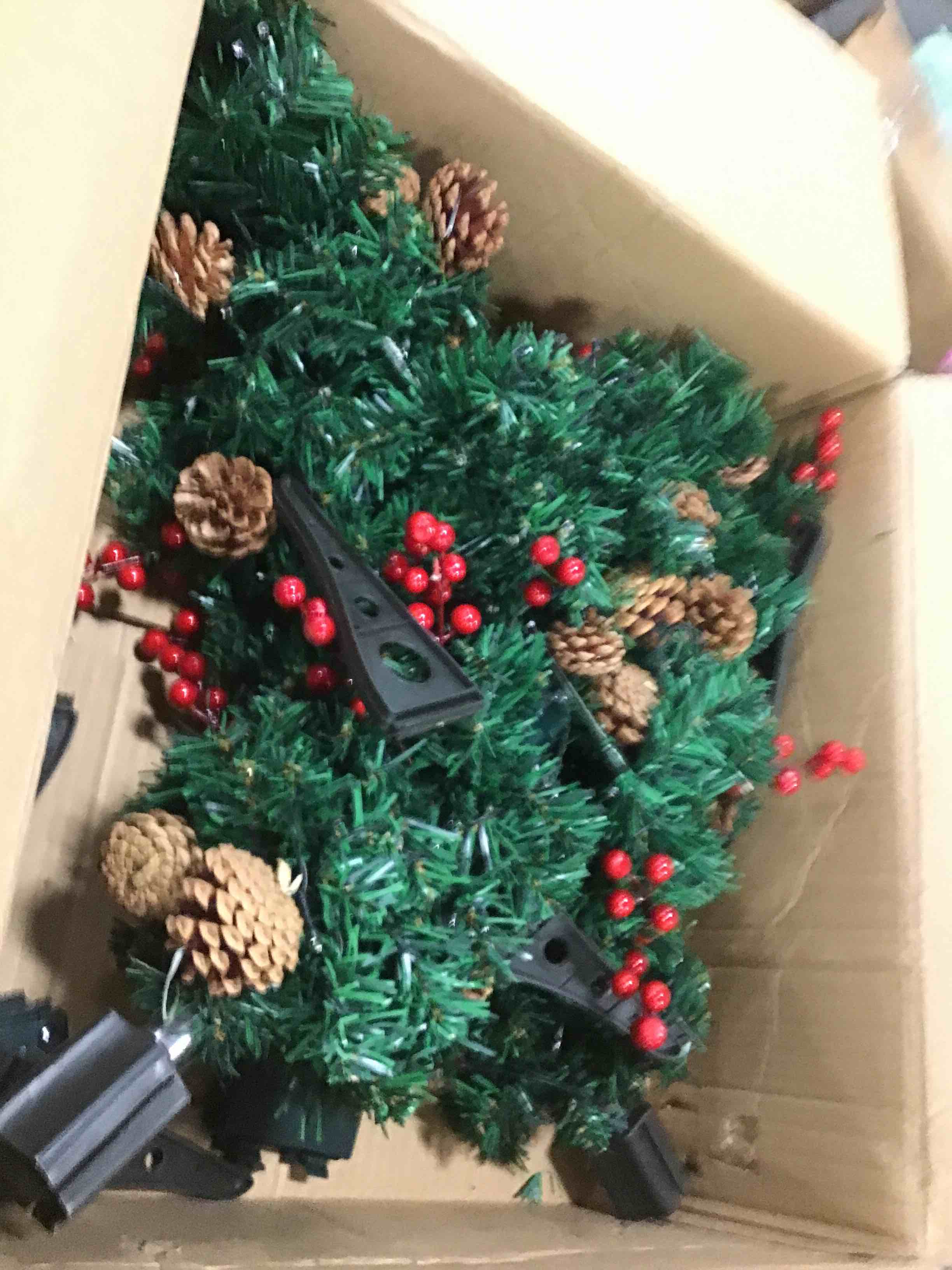 https://s3.amazonaws.com/lotting-images-prod/bidfta/PNK2069900_1738934340885.jpeg