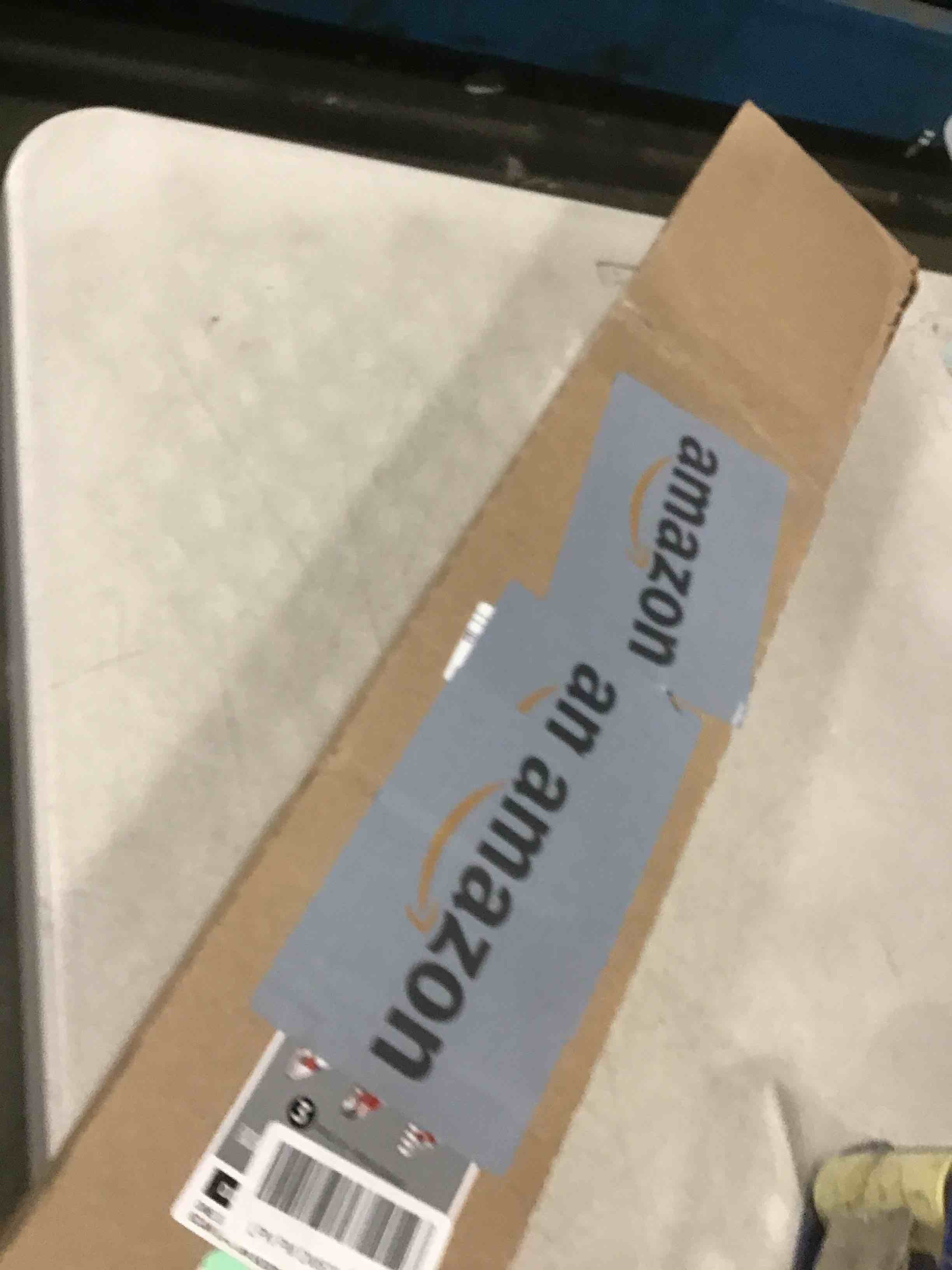 https://s3.amazonaws.com/lotting-images-prod/bidfta/PNK2070060_1738947043074.jpeg