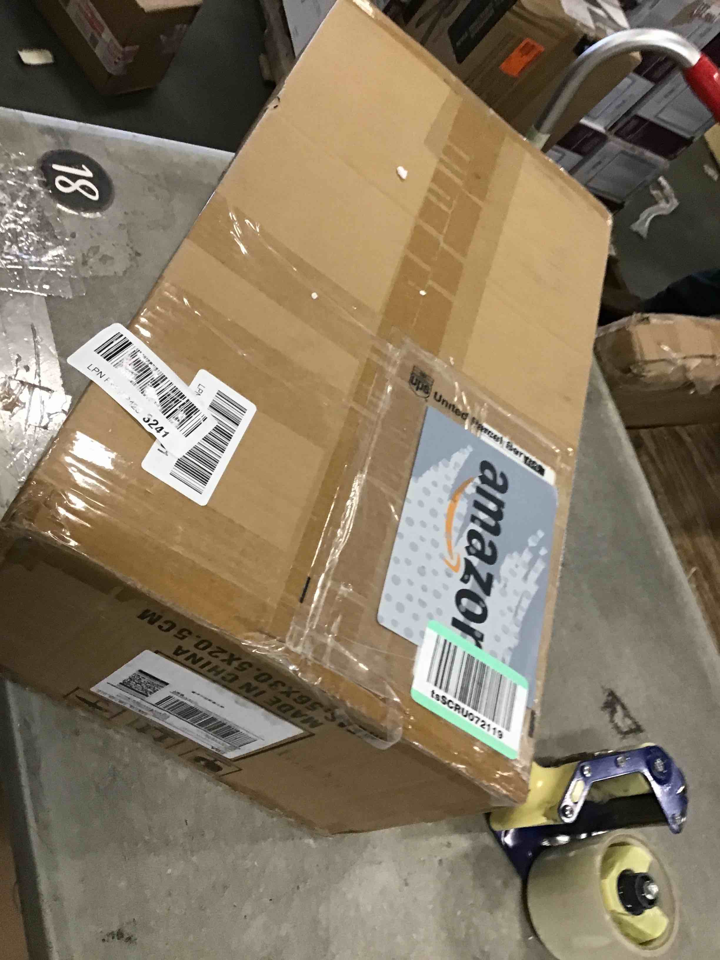 https://s3.amazonaws.com/lotting-images-prod/bidfta/PNK2070586_1739216417783.jpeg