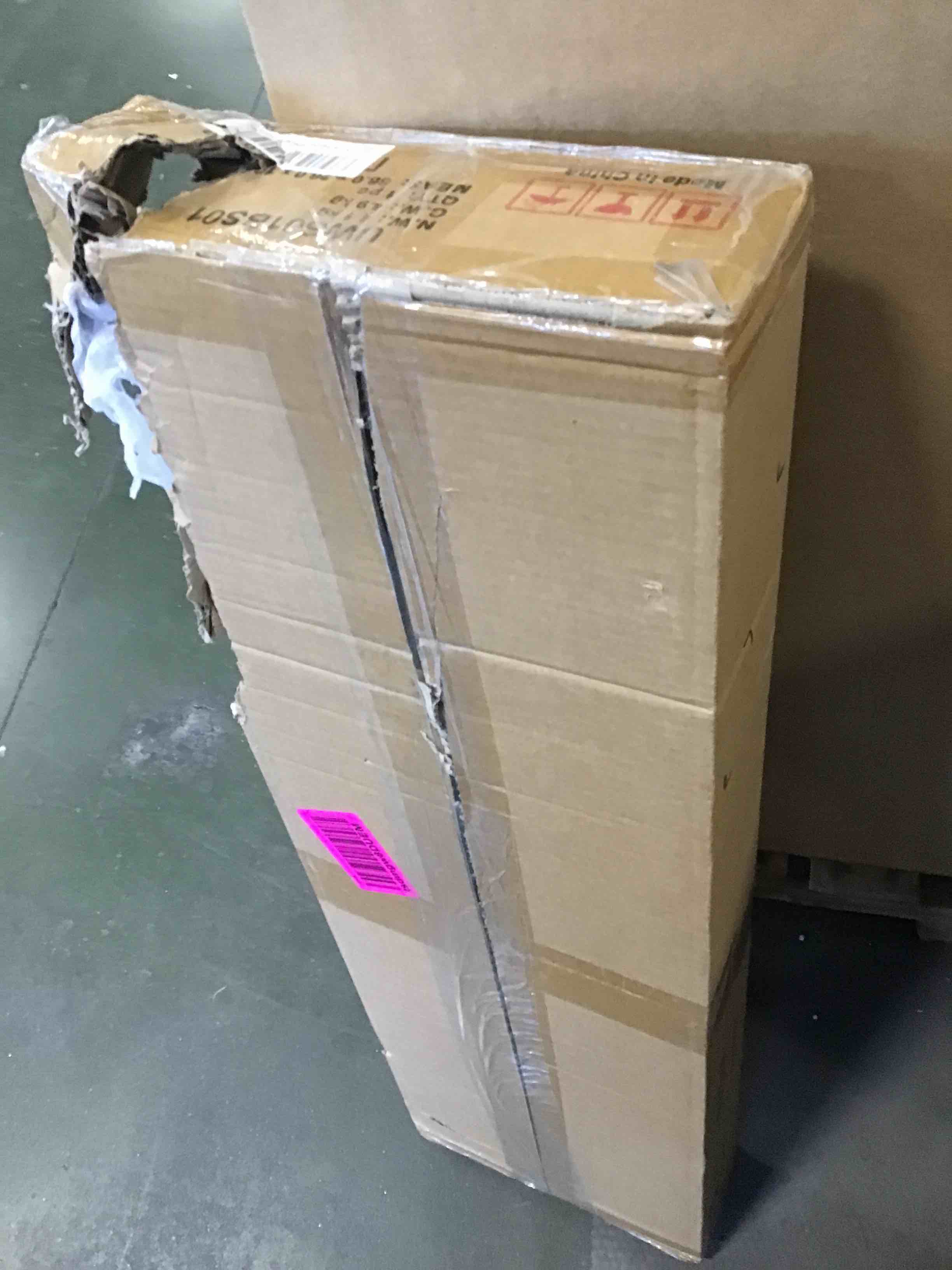 https://s3.amazonaws.com/lotting-images-prod/bidfta/PNK2071811_1736951295037.jpeg