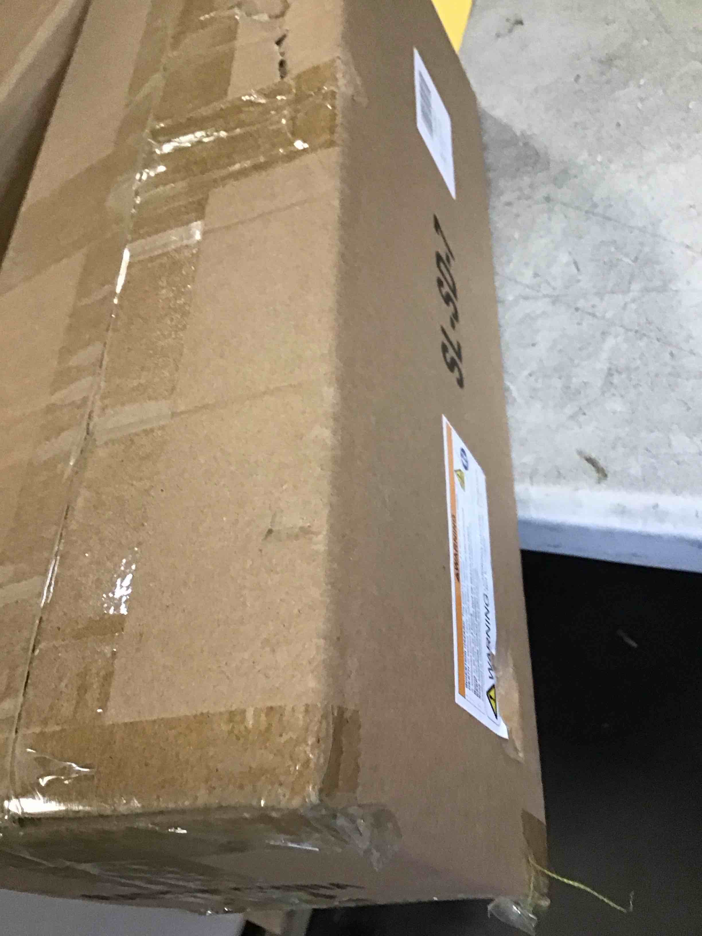 https://s3.amazonaws.com/lotting-images-prod/bidfta/PNK2073182_1737557113734.jpeg