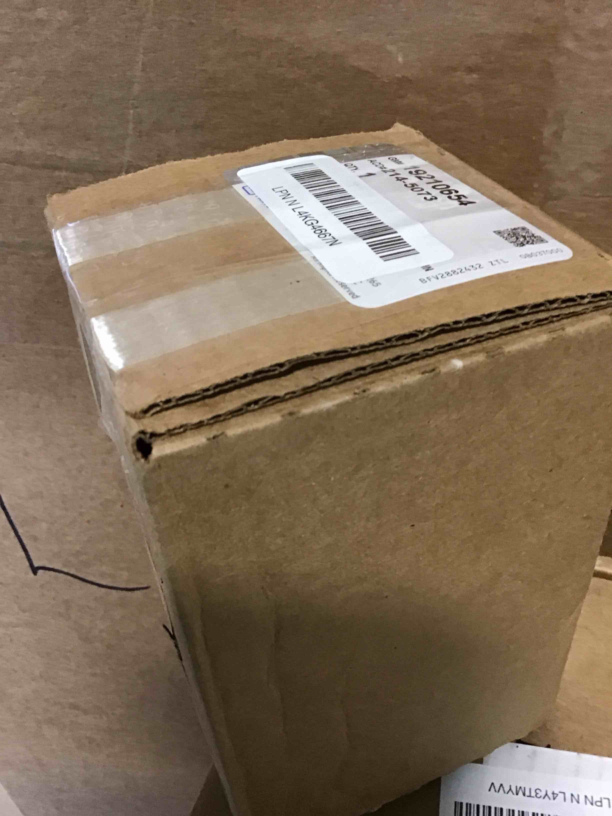 https://s3.amazonaws.com/lotting-images-prod/bidfta/PNK2073559_1737647015324.jpeg