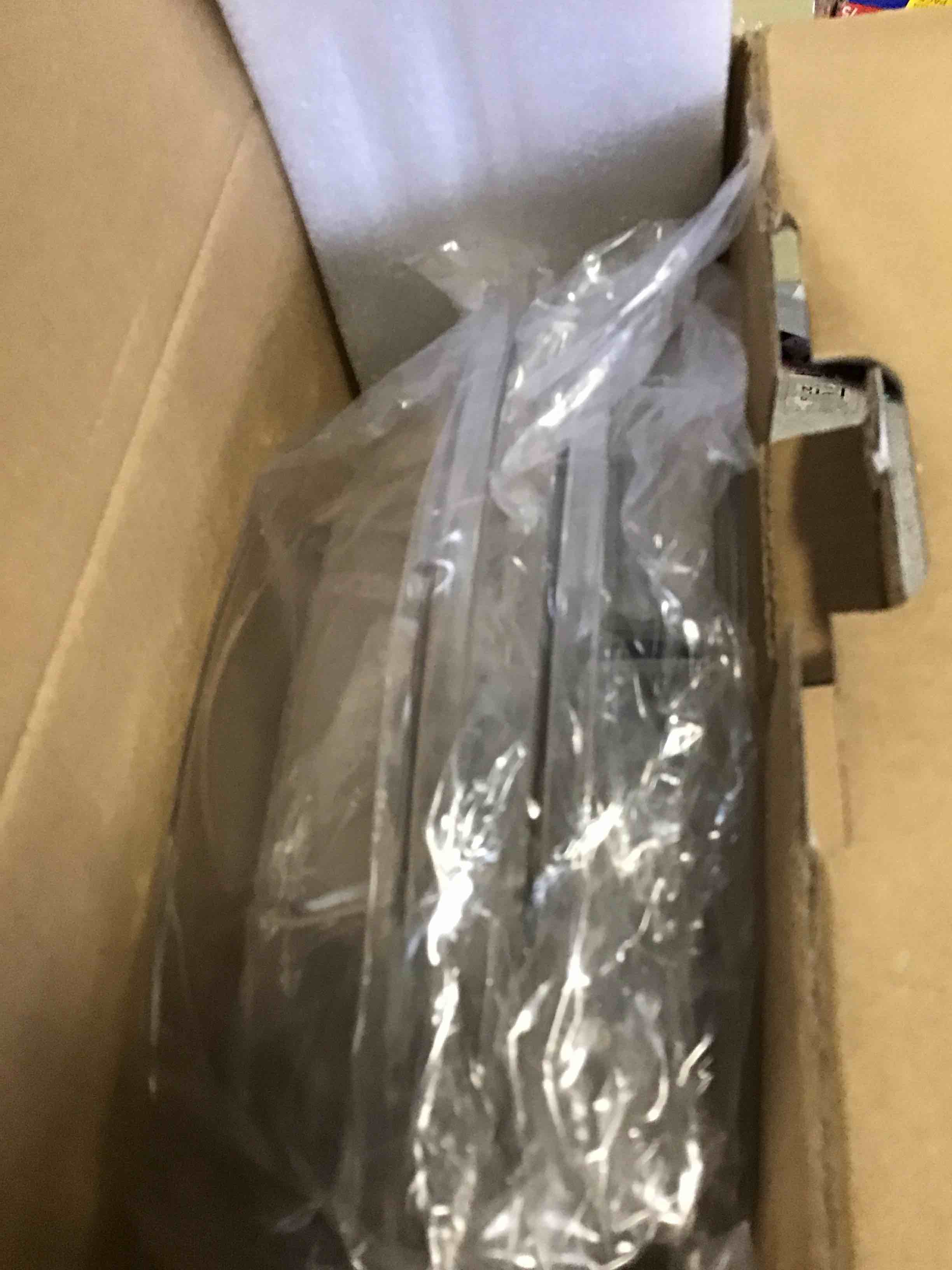 https://s3.amazonaws.com/lotting-images-prod/bidfta/PNK2073568_1737647794515.jpeg
