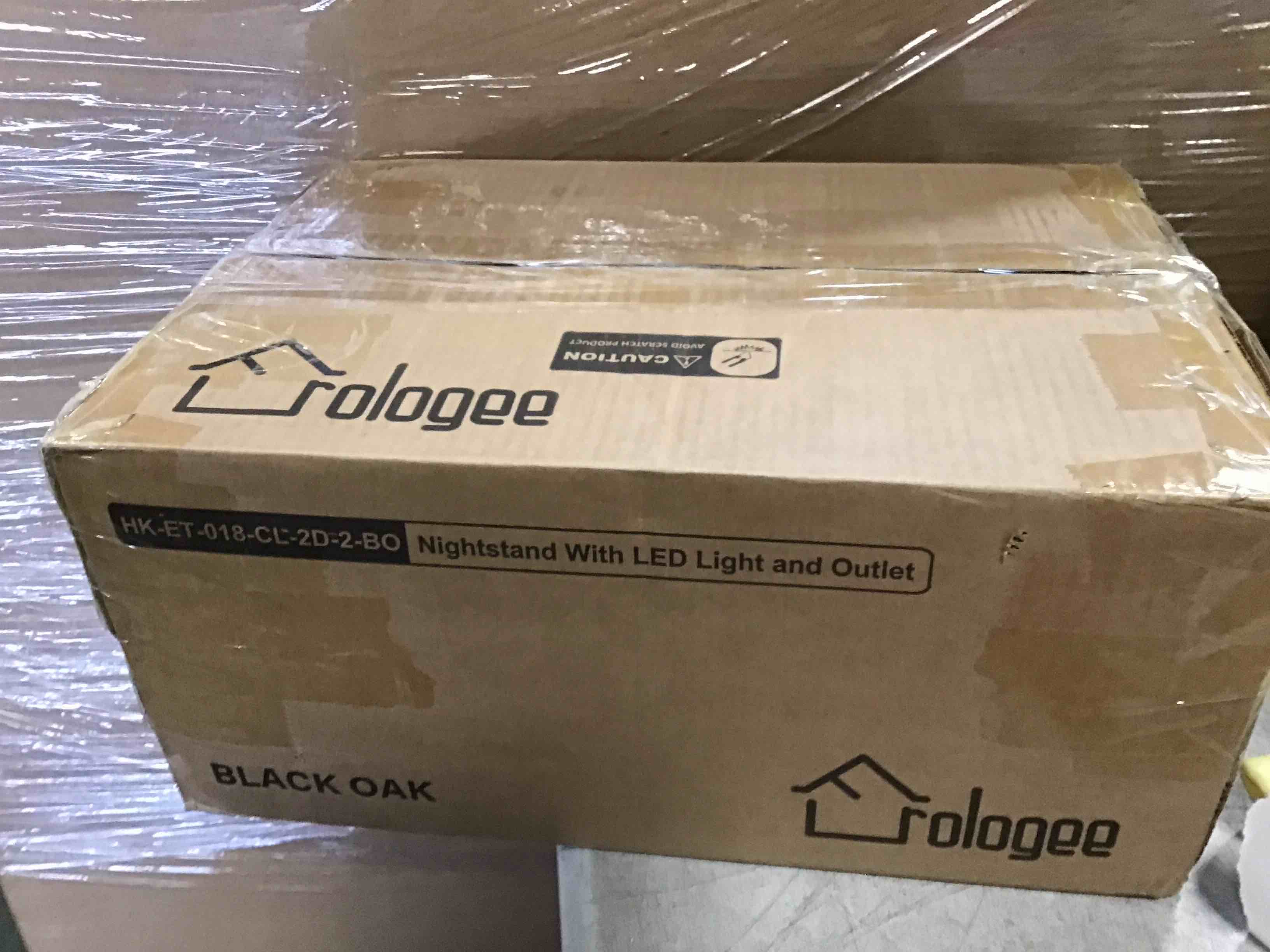 https://s3.amazonaws.com/lotting-images-prod/bidfta/PNK2073606_1737651494588.jpeg