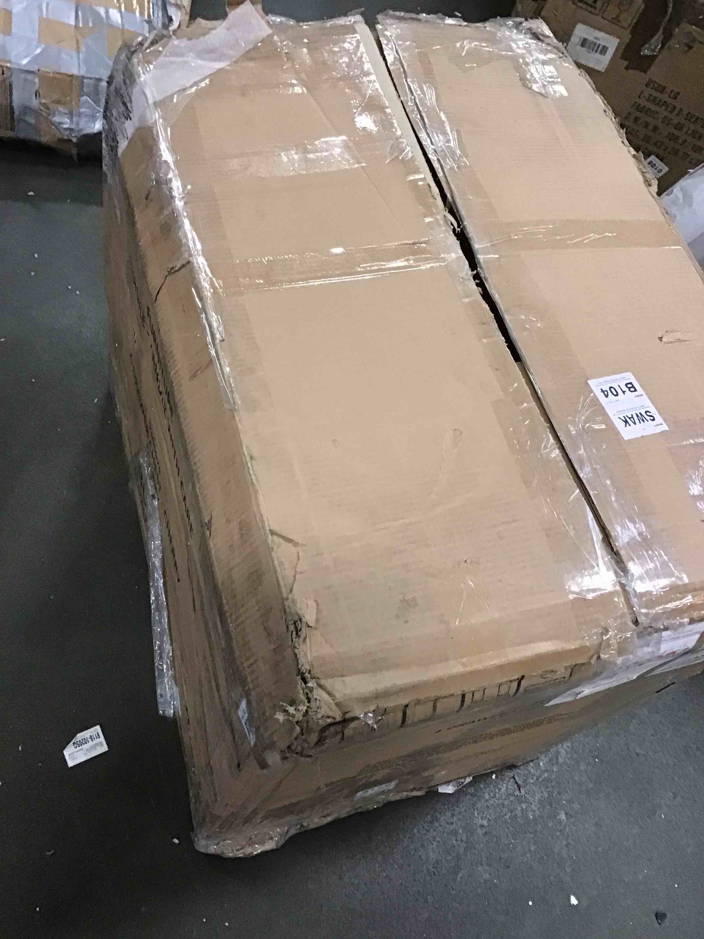https://s3.amazonaws.com/lotting-images-prod/bidfta/PNK2074116_1736884769077.jpeg