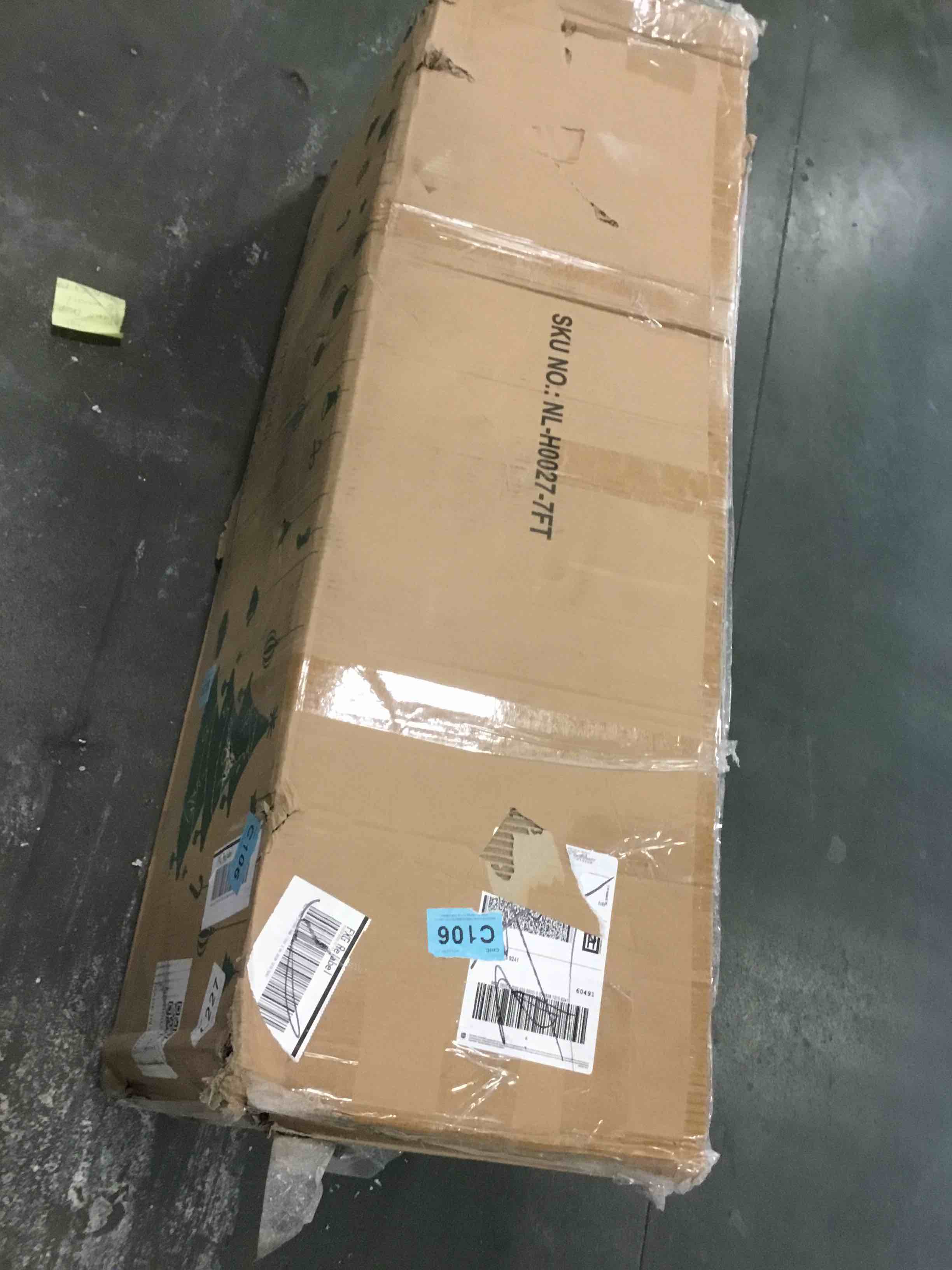 https://s3.amazonaws.com/lotting-images-prod/bidfta/PNK2074362_1737061054553.jpeg
