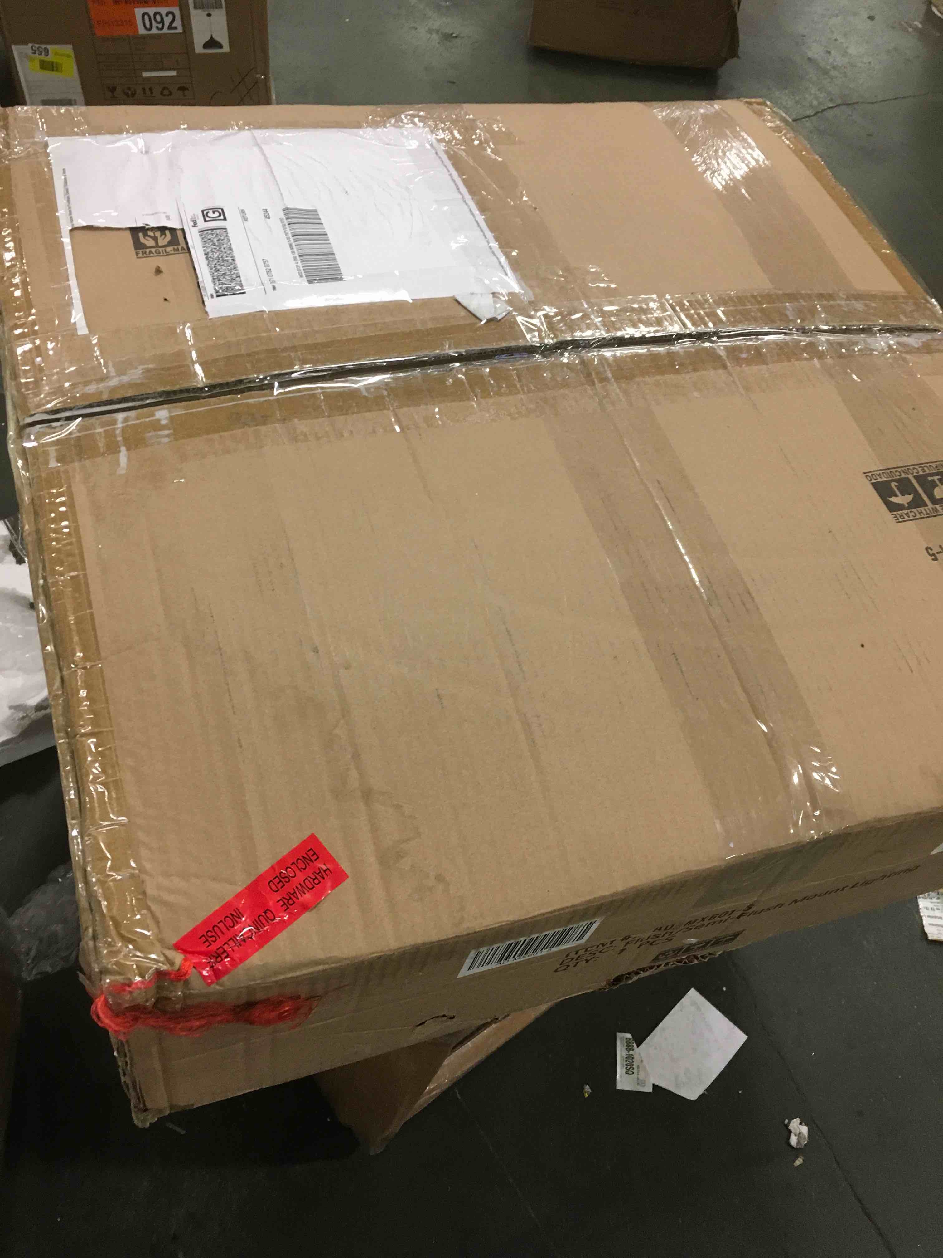 https://s3.amazonaws.com/lotting-images-prod/bidfta/PNK2075027_1737982497536.jpeg