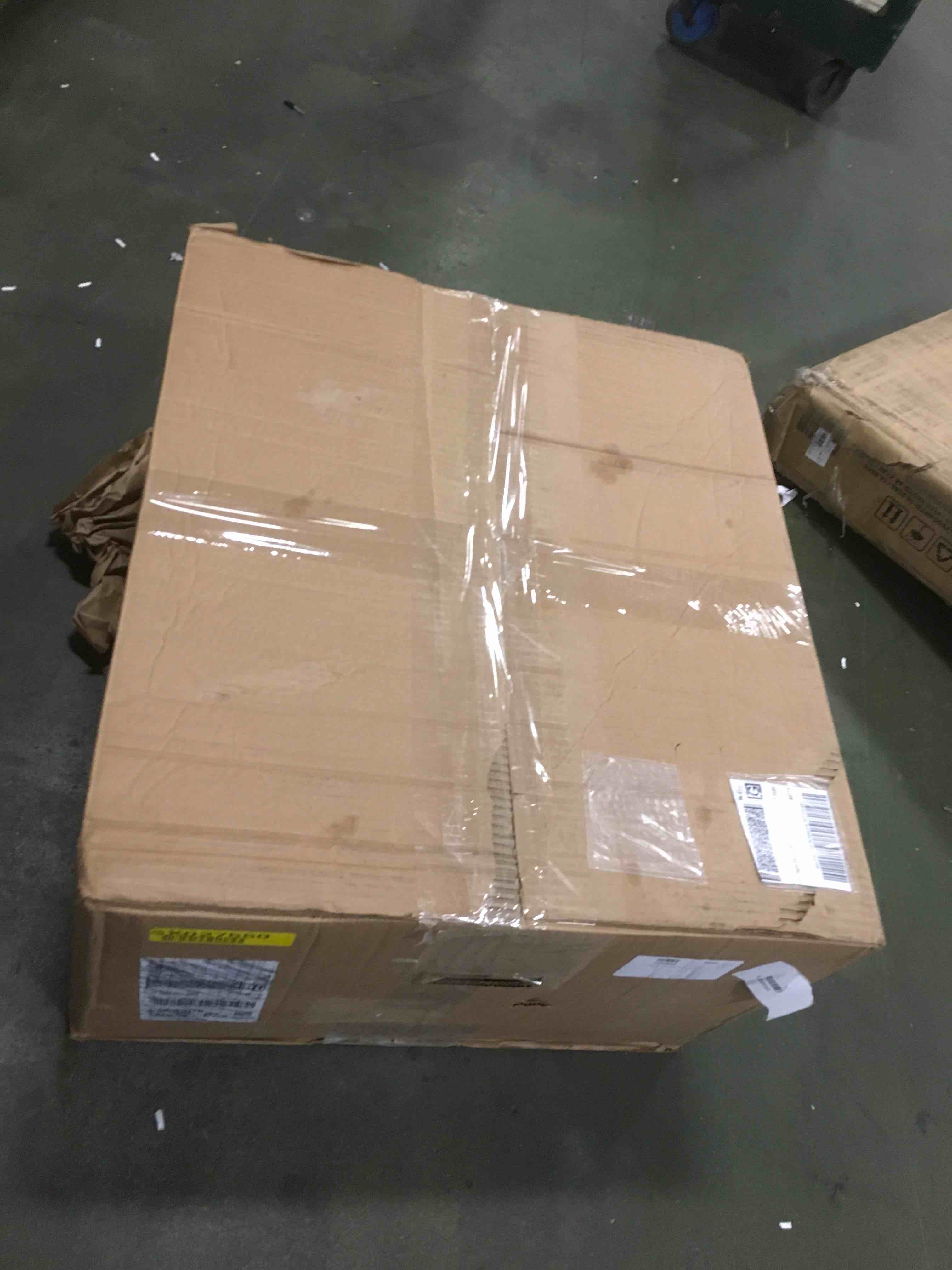 https://s3.amazonaws.com/lotting-images-prod/bidfta/PNK2076163_1739374177682.jpeg