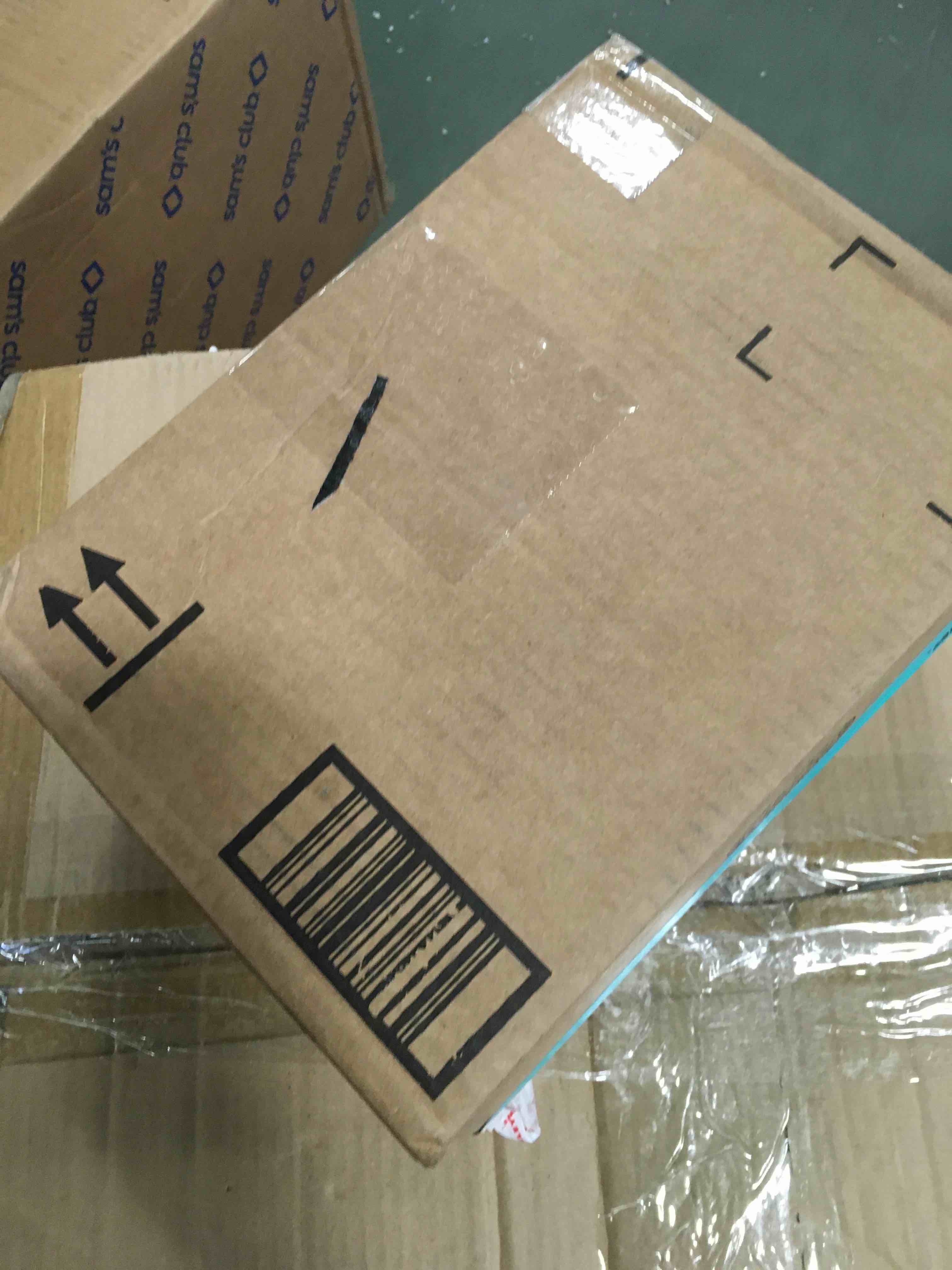https://s3.amazonaws.com/lotting-images-prod/bidfta/PNK2076270_1739469062688.jpeg