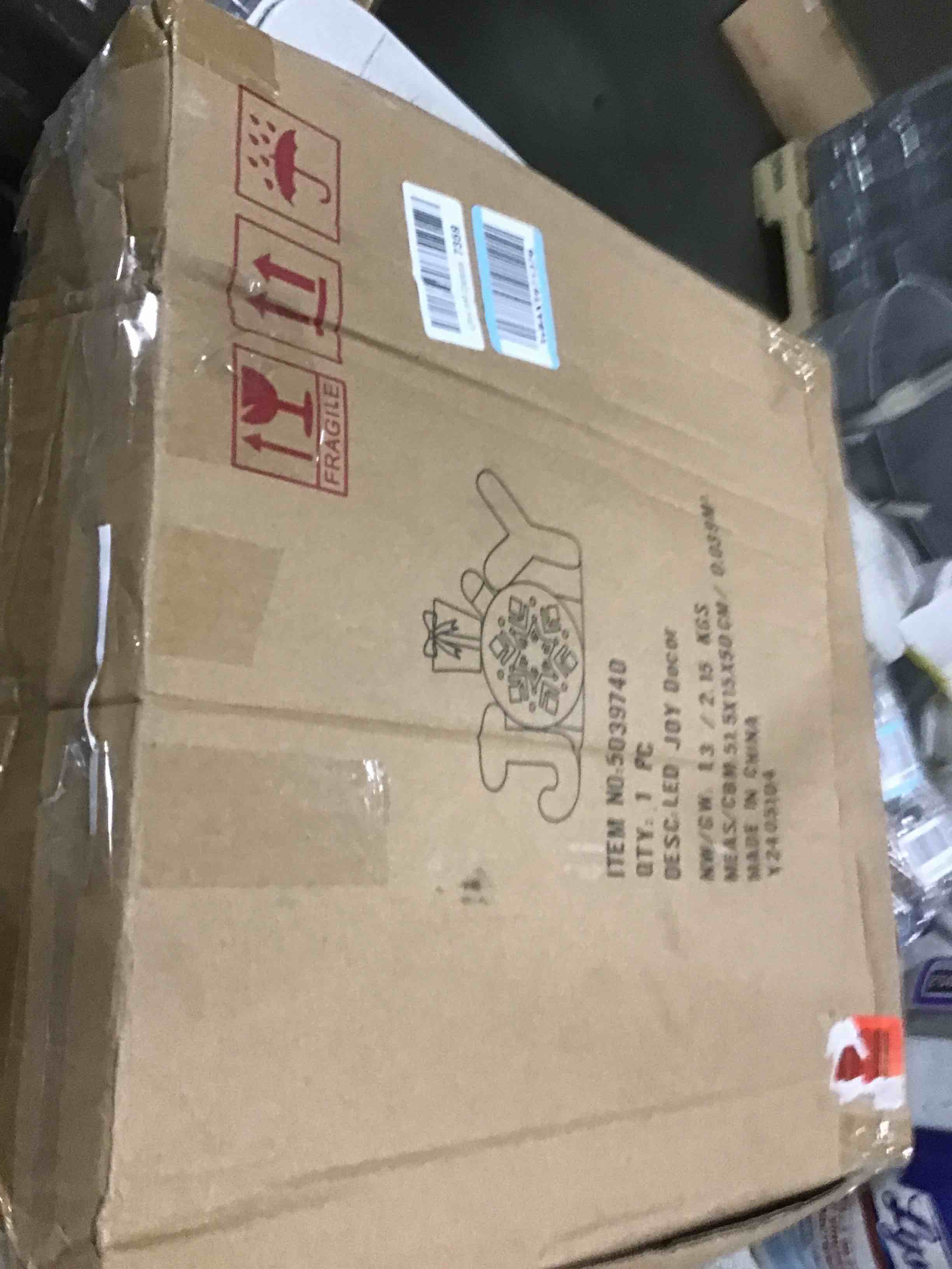 https://s3.amazonaws.com/lotting-images-prod/bidfta/PNK2077001_1736855393337.jpeg