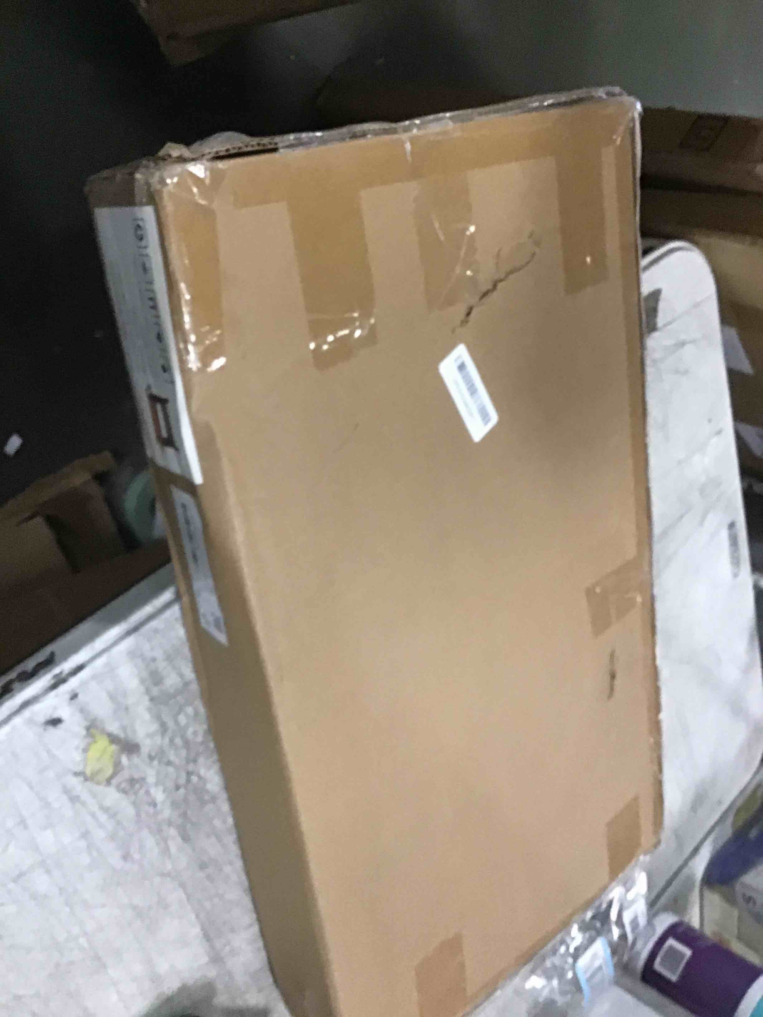 https://s3.amazonaws.com/lotting-images-prod/bidfta/PNK2077135_1736866368982.jpeg