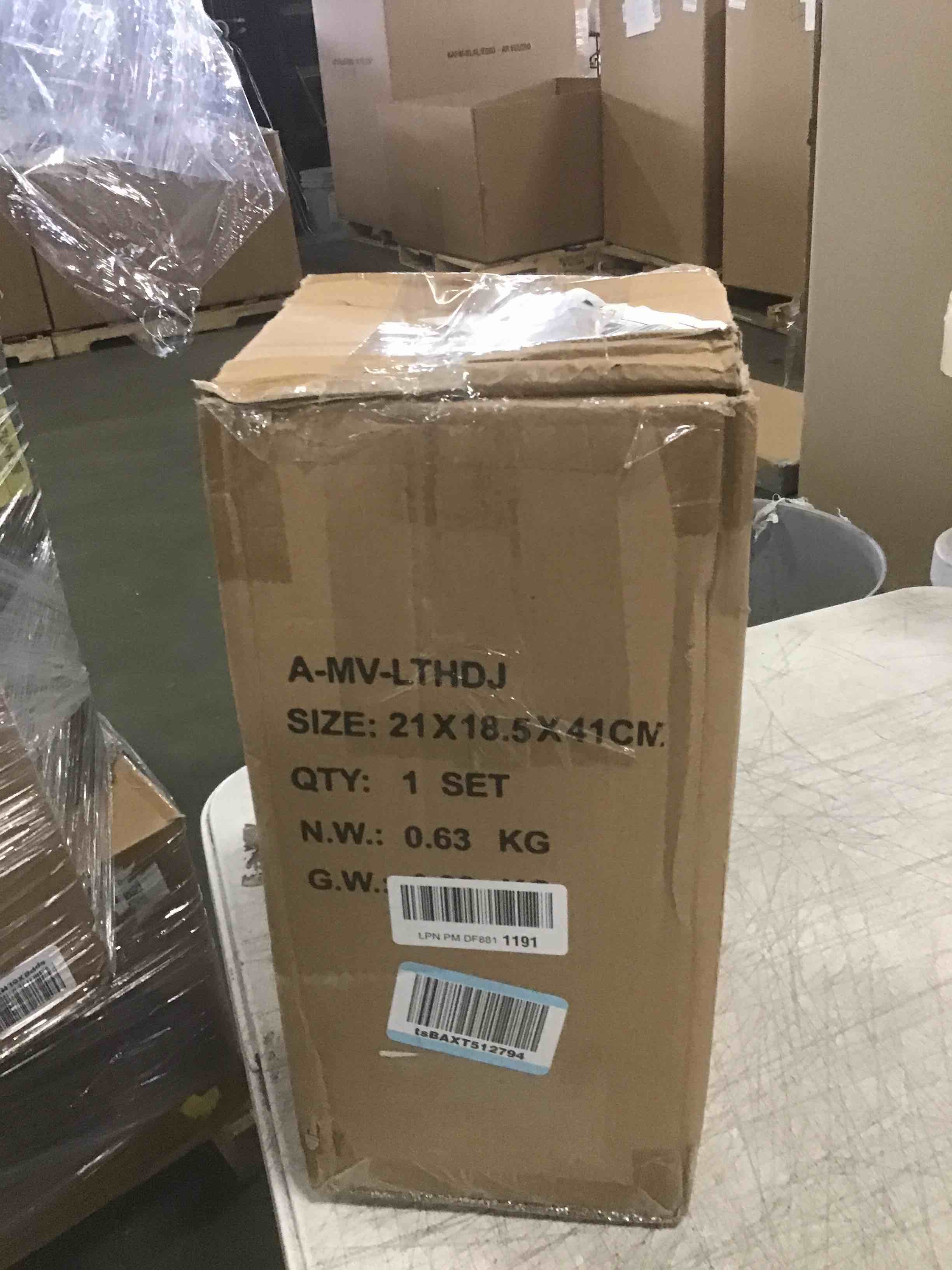 https://s3.amazonaws.com/lotting-images-prod/bidfta/PNK2077248_1736875198693.jpeg