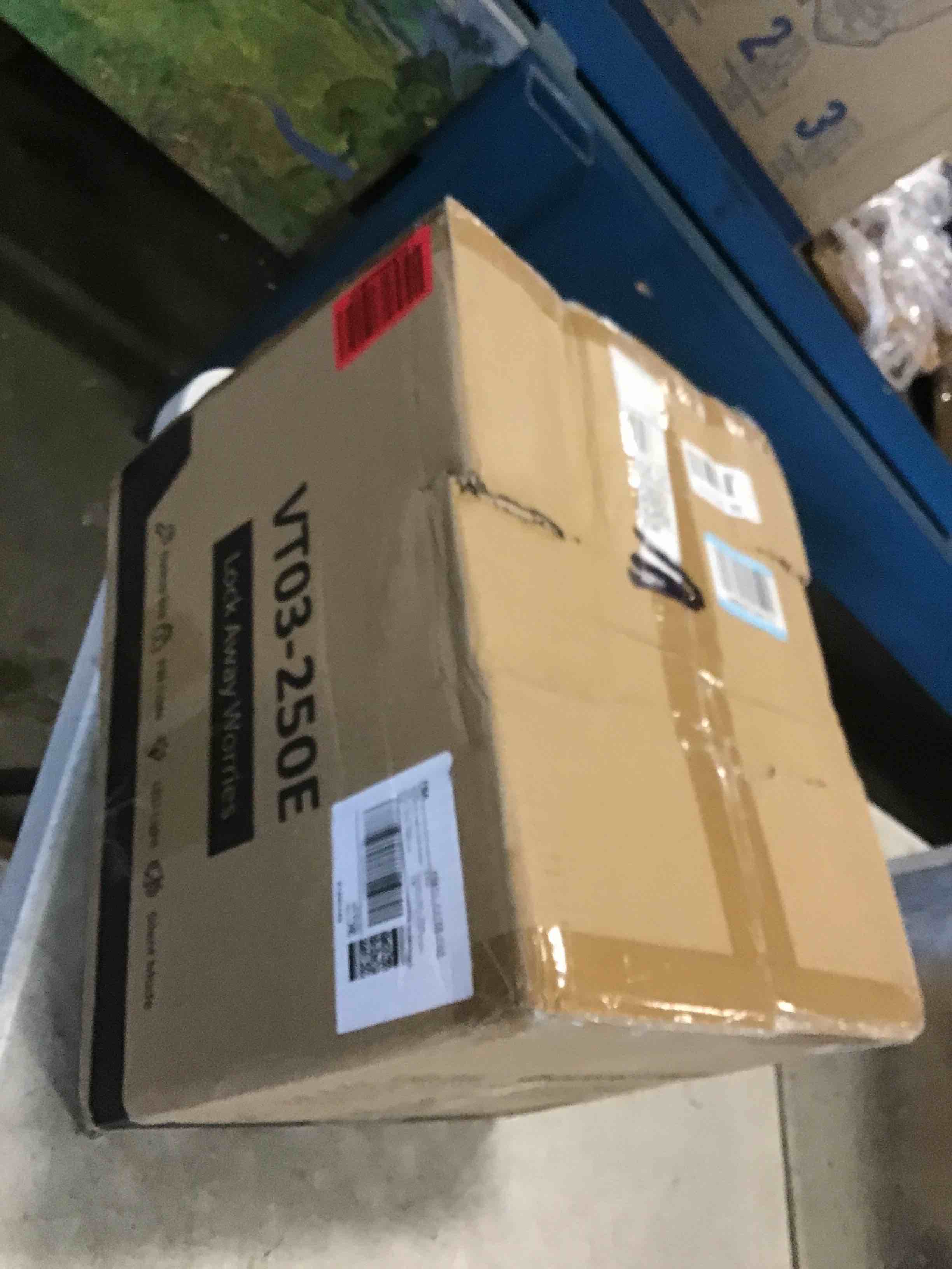 https://s3.amazonaws.com/lotting-images-prod/bidfta/PNK2077575_1736952738535.jpeg