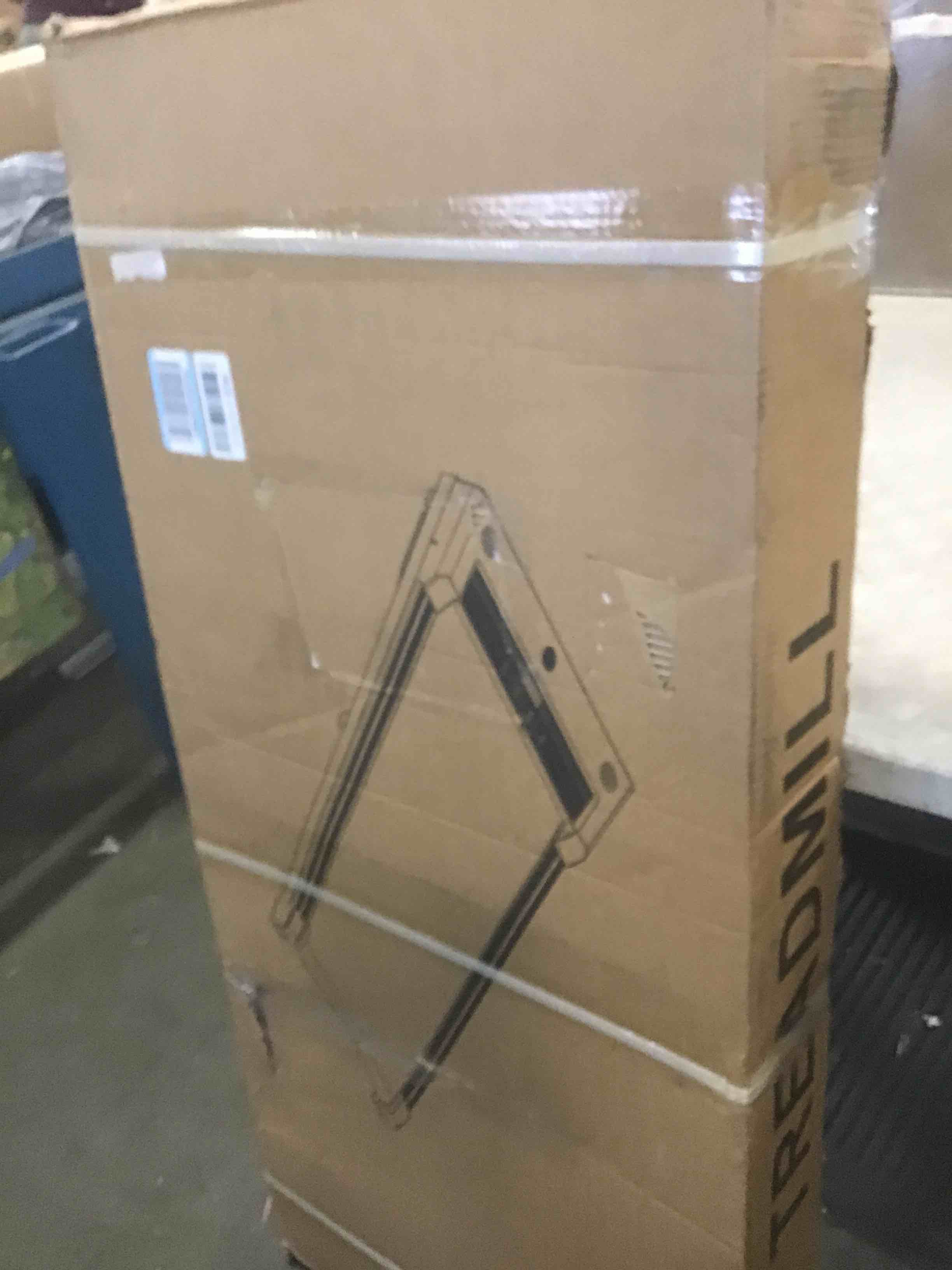 https://s3.amazonaws.com/lotting-images-prod/bidfta/PNK2077697_1736962133121.jpeg