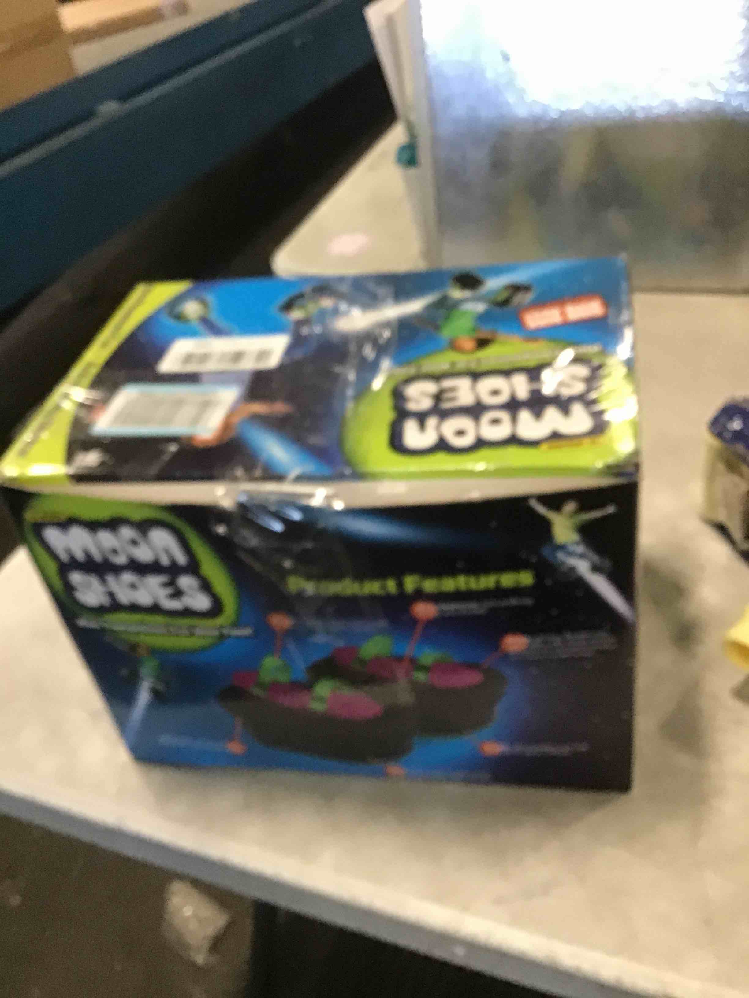 https://s3.amazonaws.com/lotting-images-prod/bidfta/PNK2077723_1736966231787.jpeg