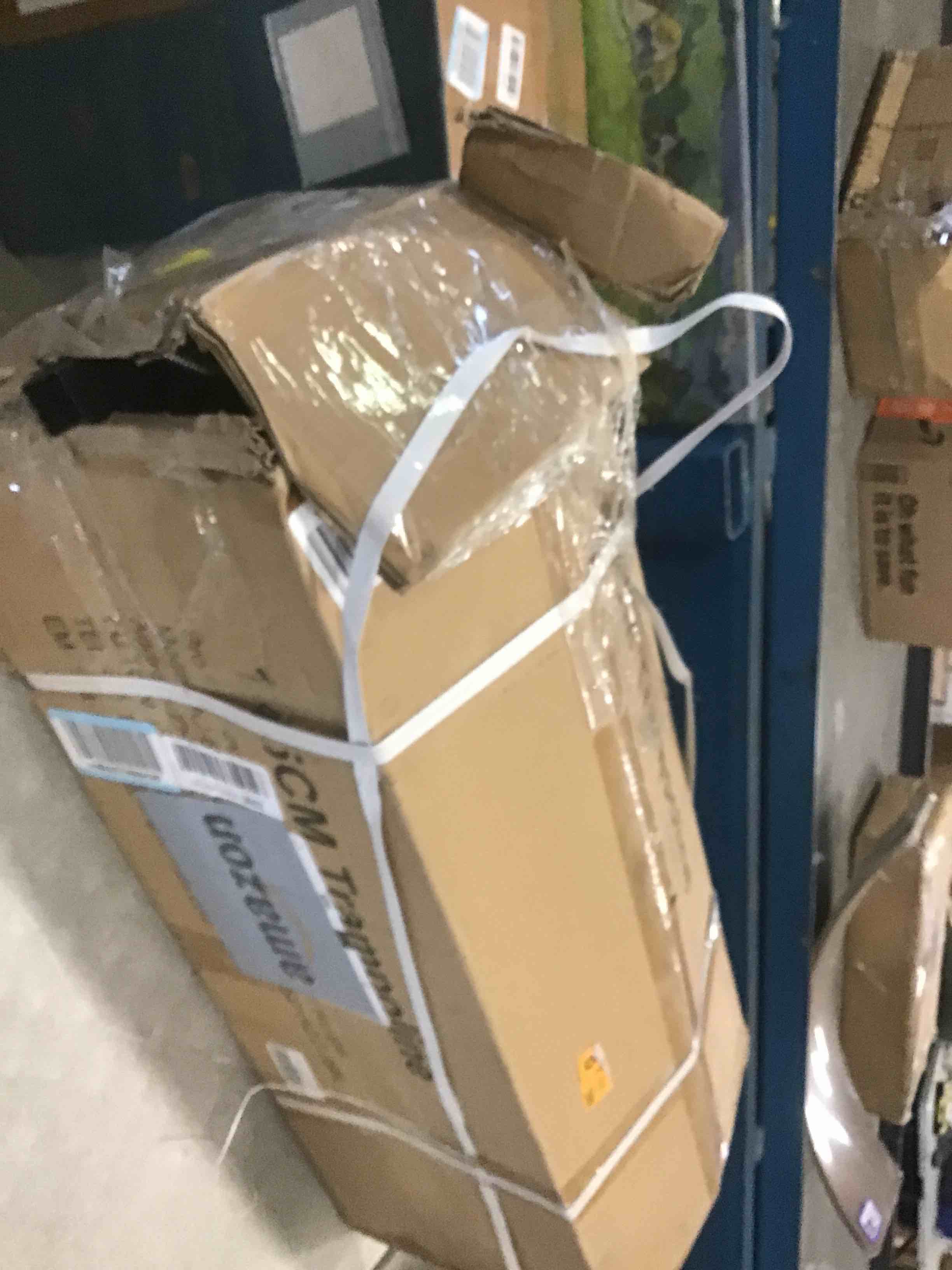 https://s3.amazonaws.com/lotting-images-prod/bidfta/PNK2077833_1736974742314.jpeg