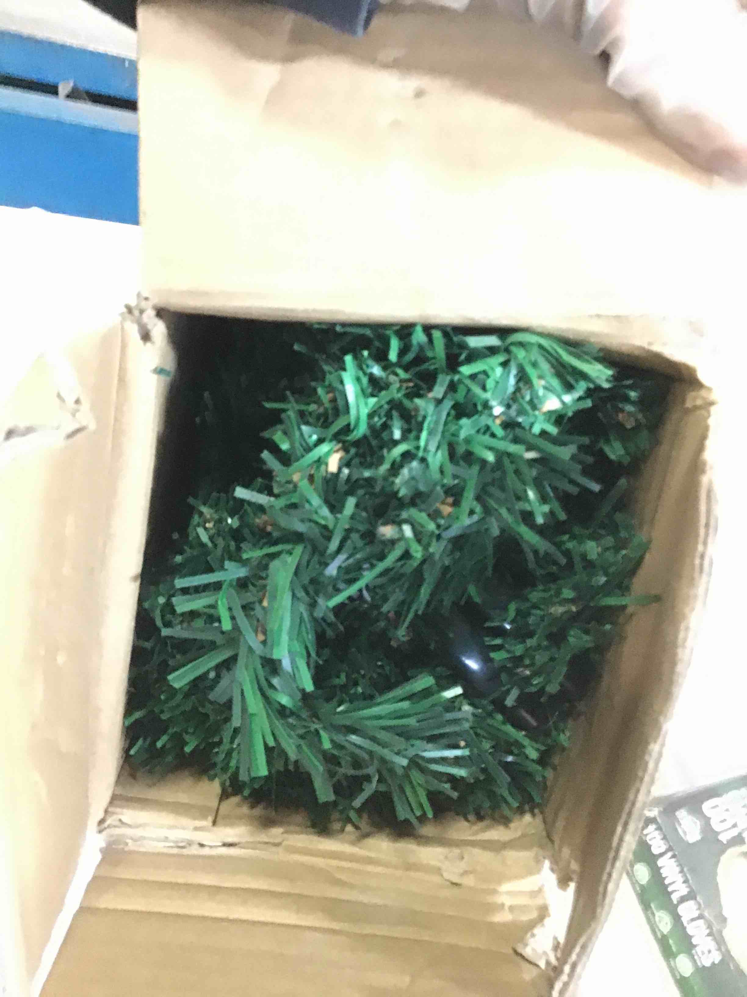 https://s3.amazonaws.com/lotting-images-prod/bidfta/PNK2078001_1737038700965.jpeg