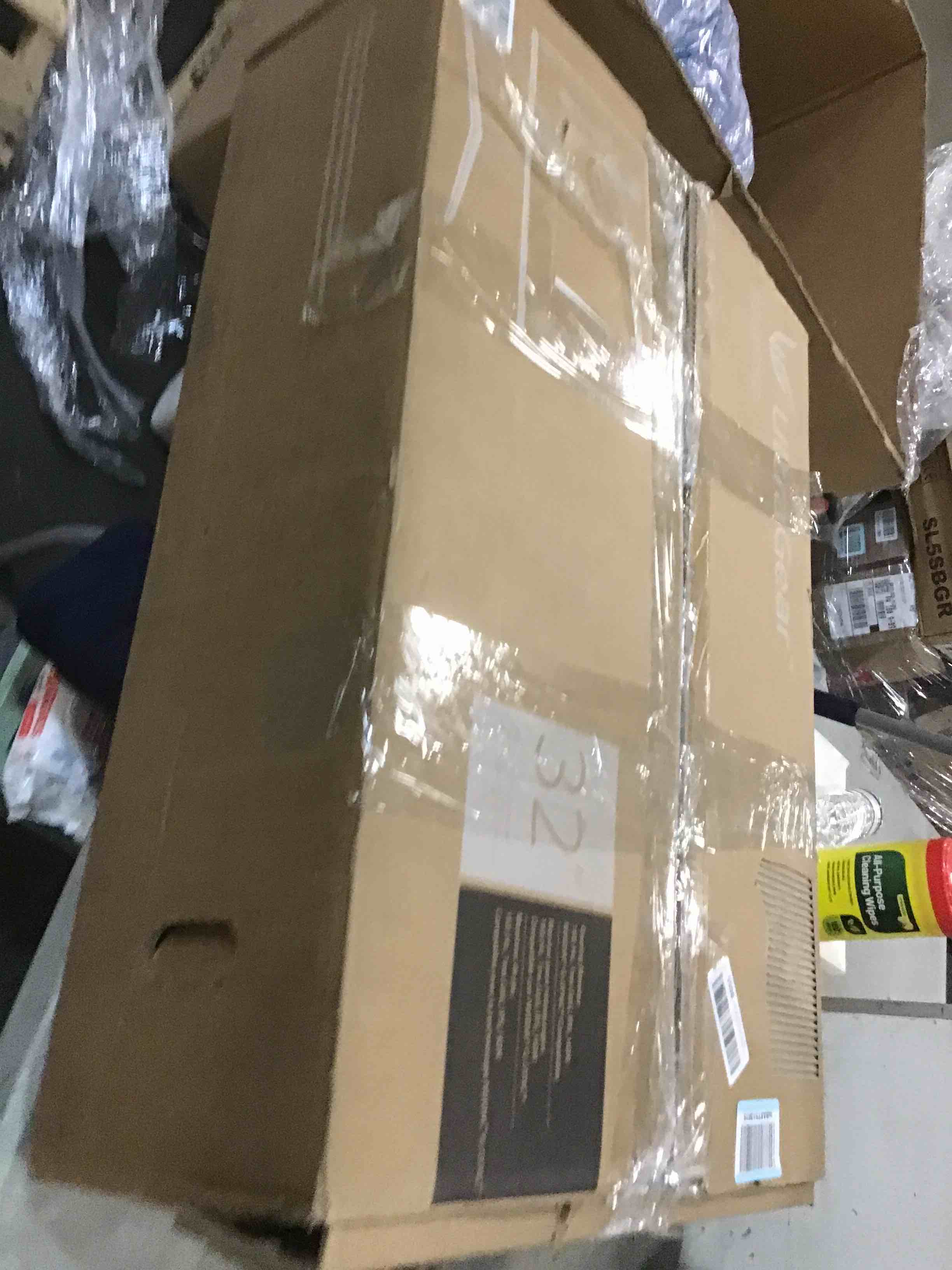 https://s3.amazonaws.com/lotting-images-prod/bidfta/PNK2078426_1737117441164.jpeg