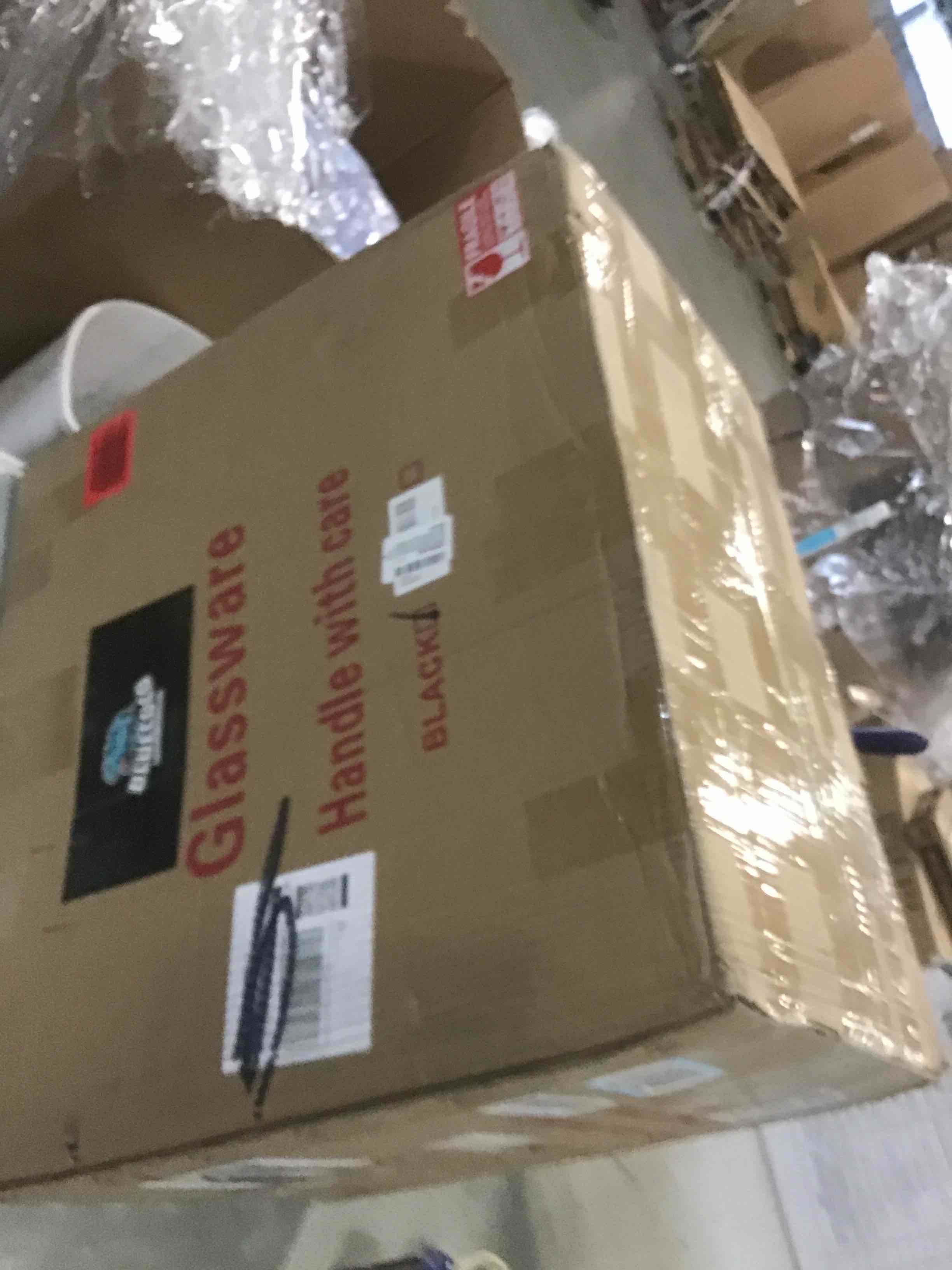 https://s3.amazonaws.com/lotting-images-prod/bidfta/PNK2078484_1737120509807.jpeg