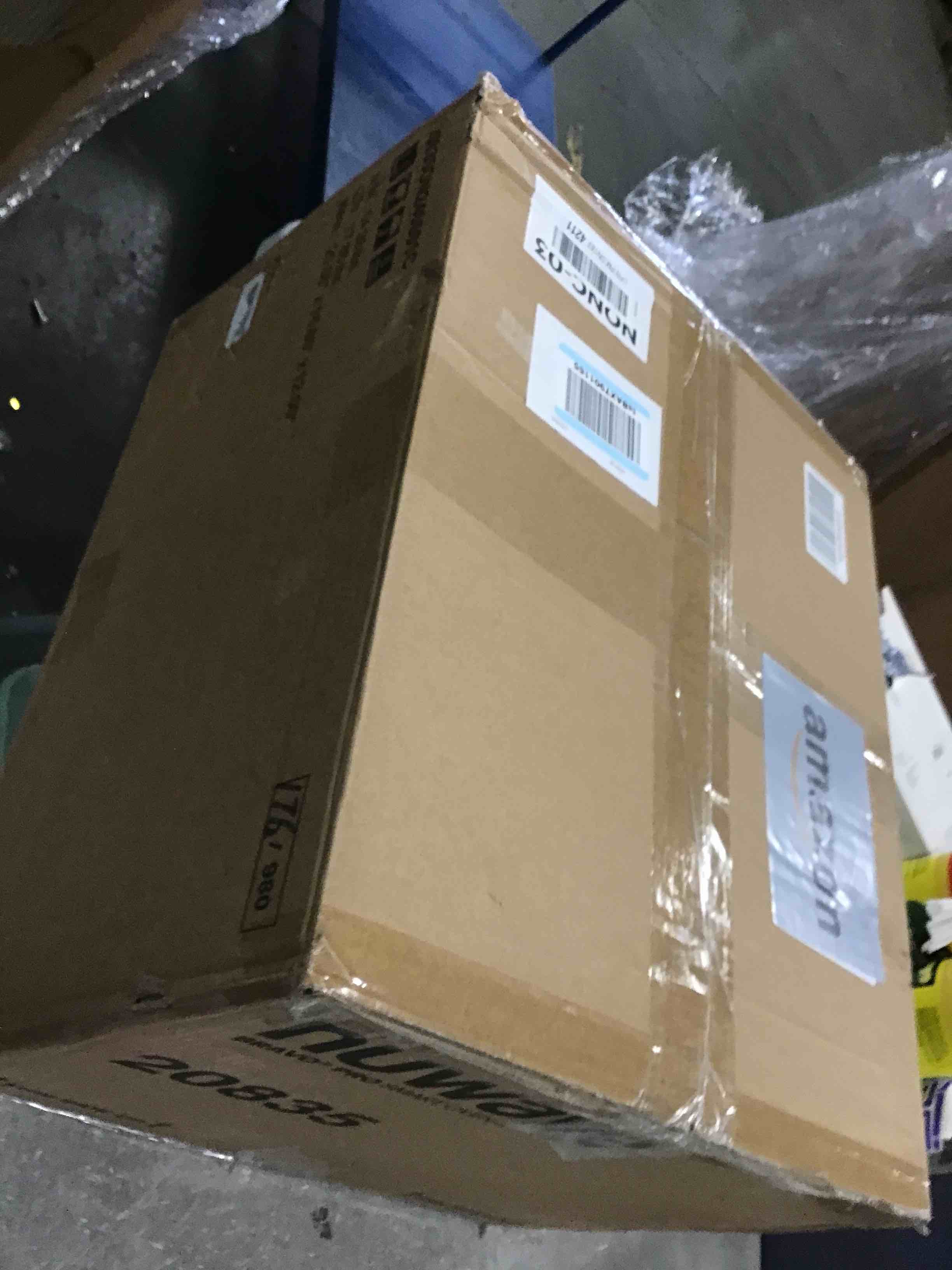 https://s3.amazonaws.com/lotting-images-prod/bidfta/PNK2079491_1737470802163.jpeg