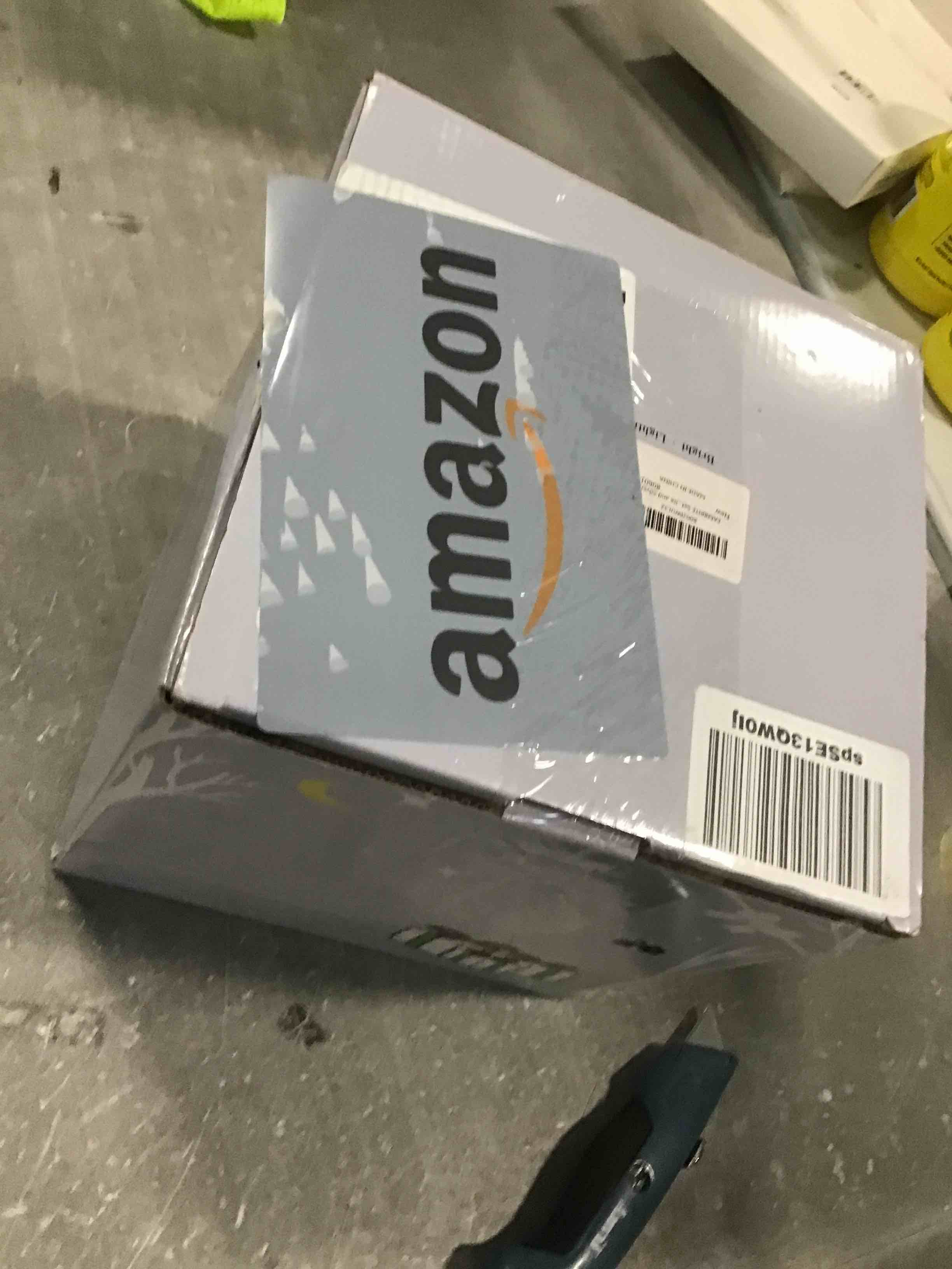 https://s3.amazonaws.com/lotting-images-prod/bidfta/PNK2079601_1737483250740.jpeg