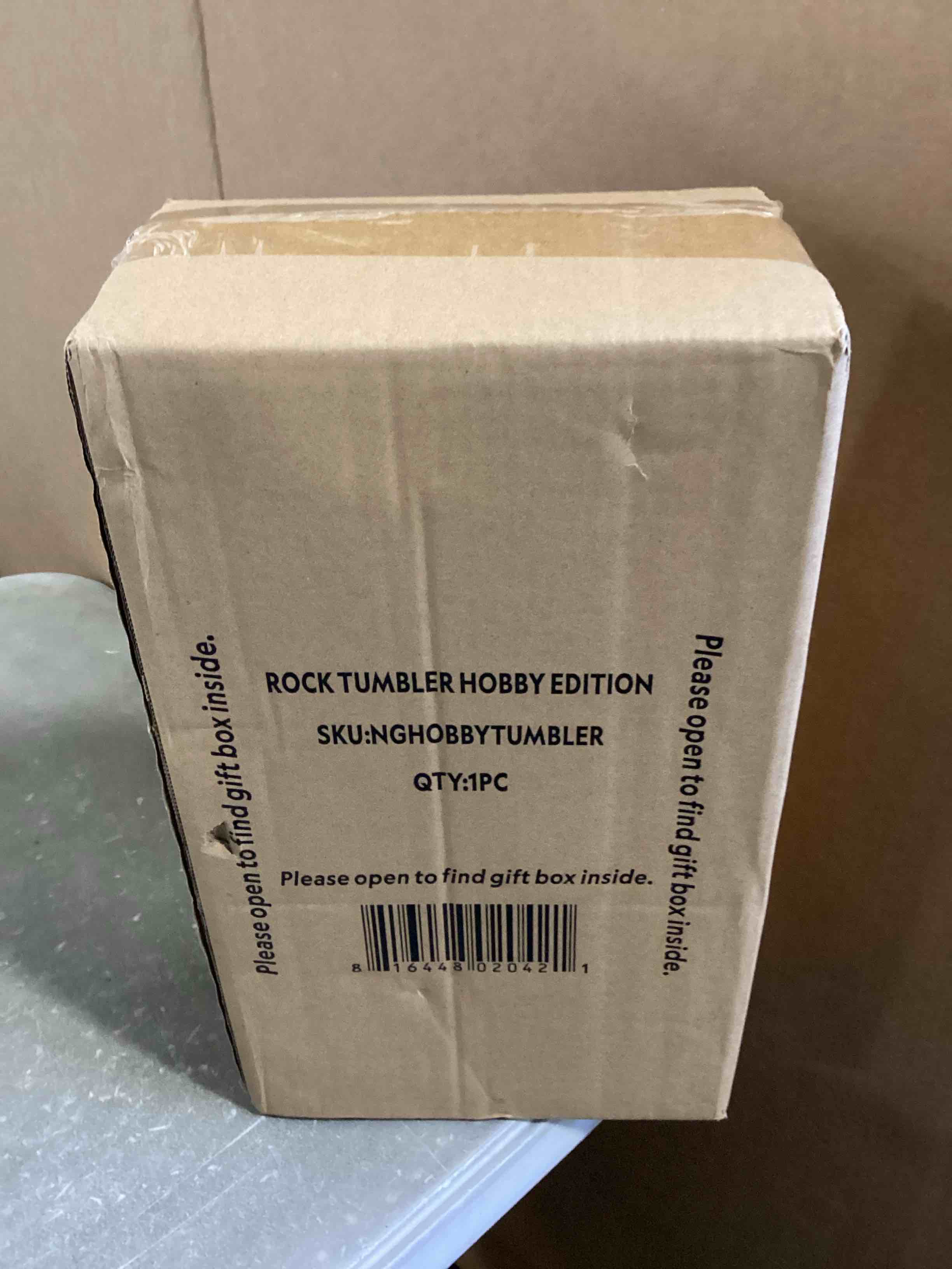 https://s3.amazonaws.com/lotting-images-prod/bidfta/PNK2081711_1739209019556.jpeg