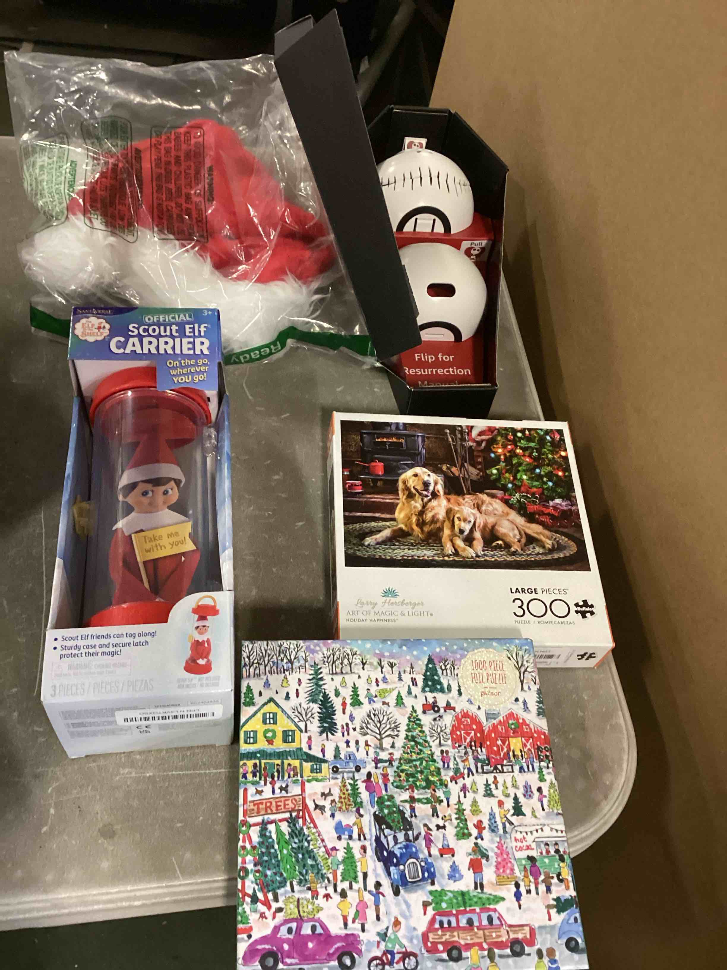 Assorted Lot of Christmas toys 