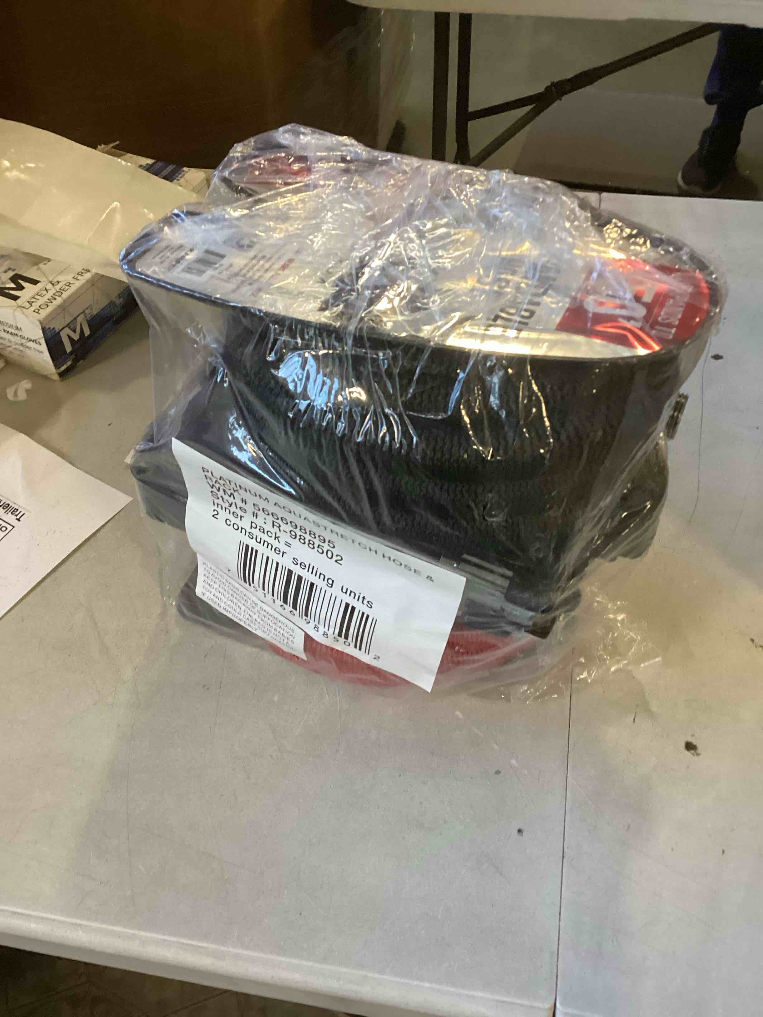 https://s3.amazonaws.com/lotting-images-prod/bidfta/PNK2083089_1738073857980.jpeg