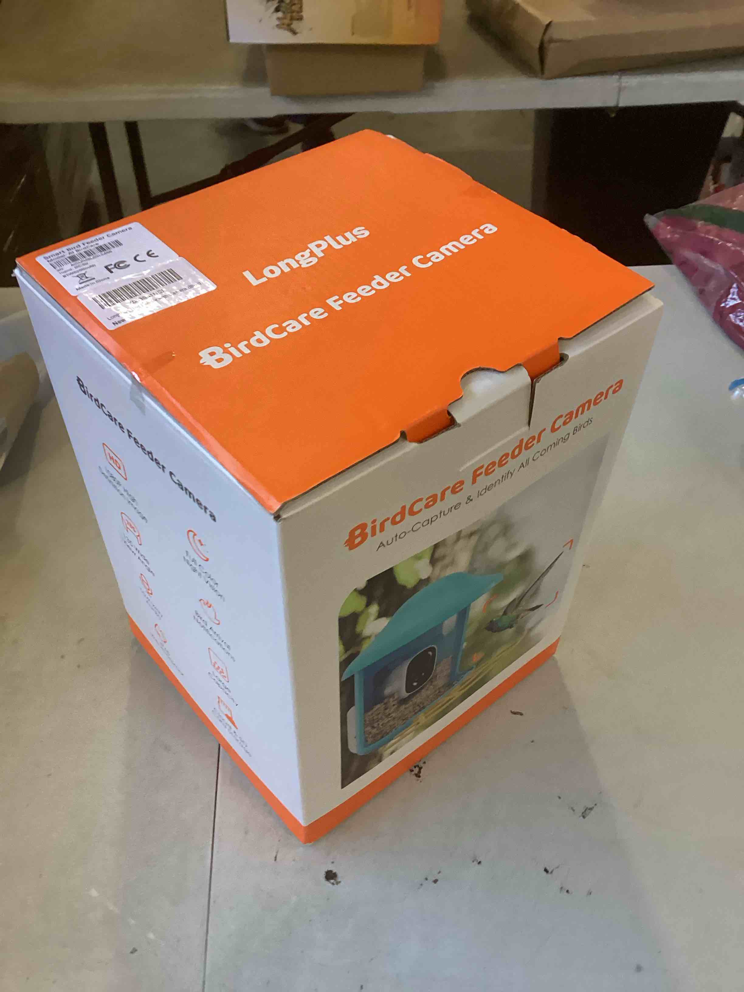 https://s3.amazonaws.com/lotting-images-prod/bidfta/PNK2083132_1738086390918.jpeg