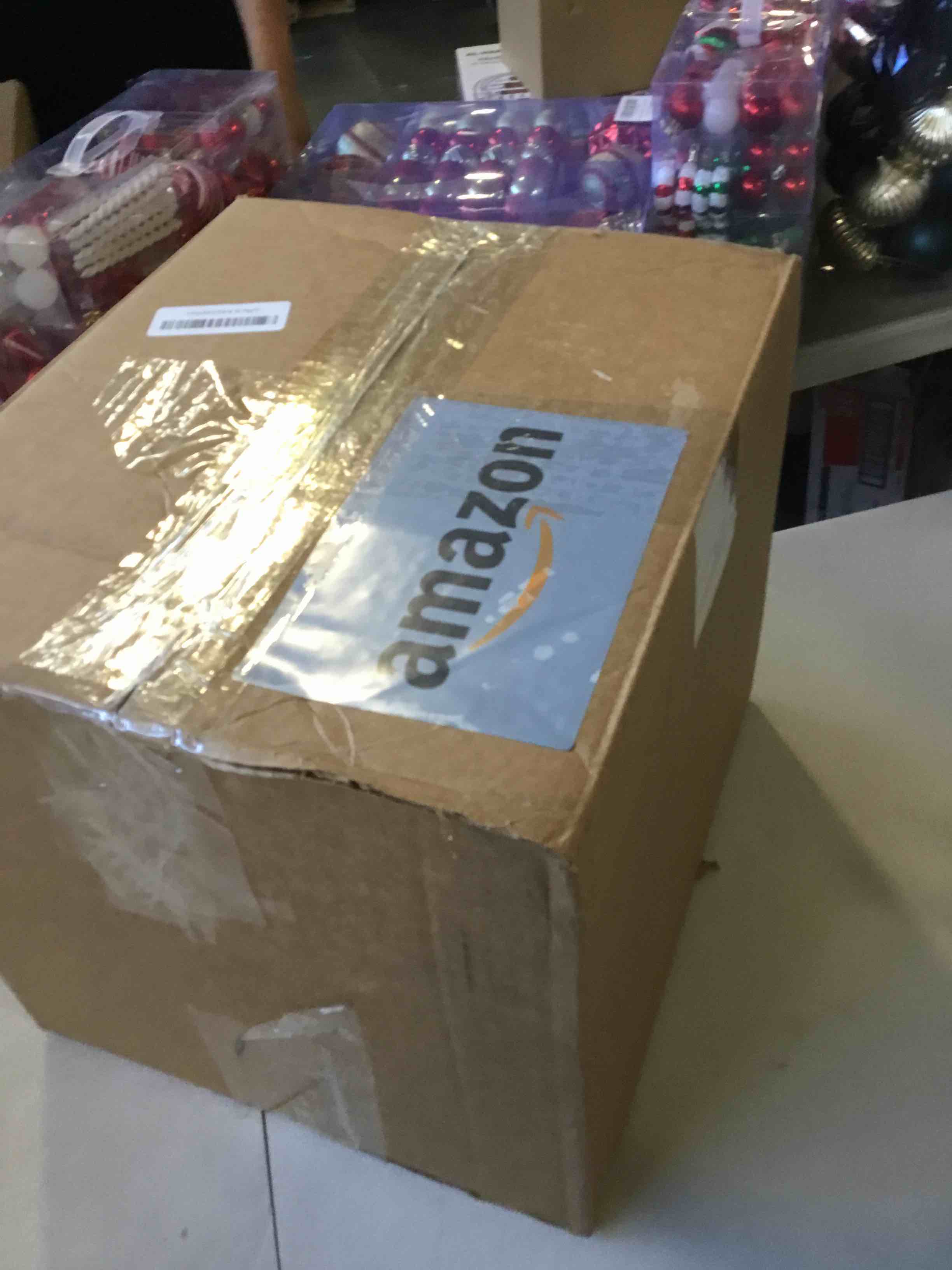 https://s3.amazonaws.com/lotting-images-prod/bidfta/PNK2083441_1738182307362.jpeg