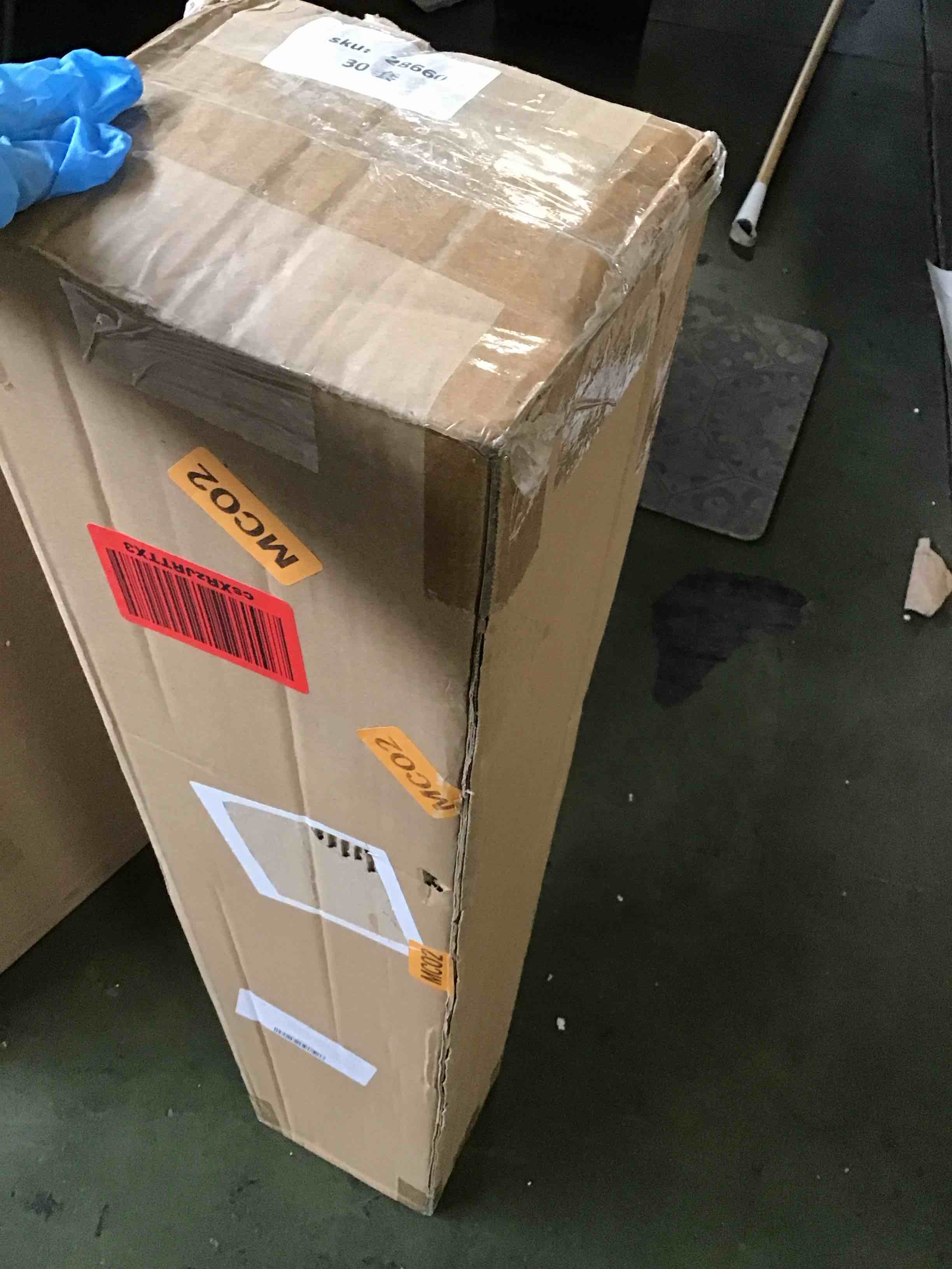 https://s3.amazonaws.com/lotting-images-prod/bidfta/PNK2083521_1738253507462.jpeg