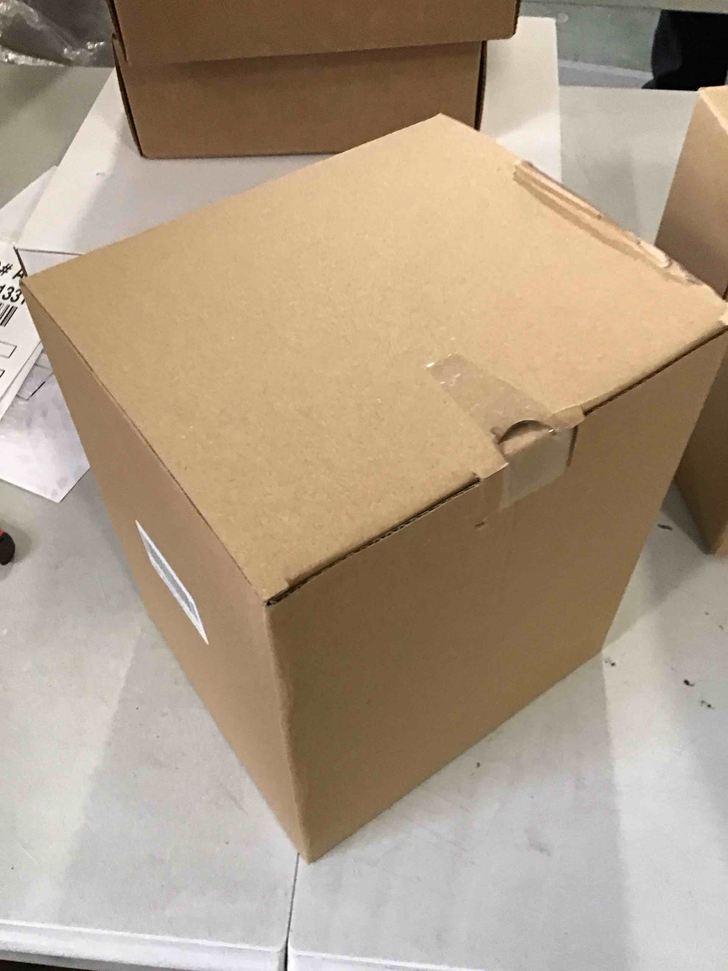 https://s3.amazonaws.com/lotting-images-prod/bidfta/PNK2083597_1738262758731.jpeg