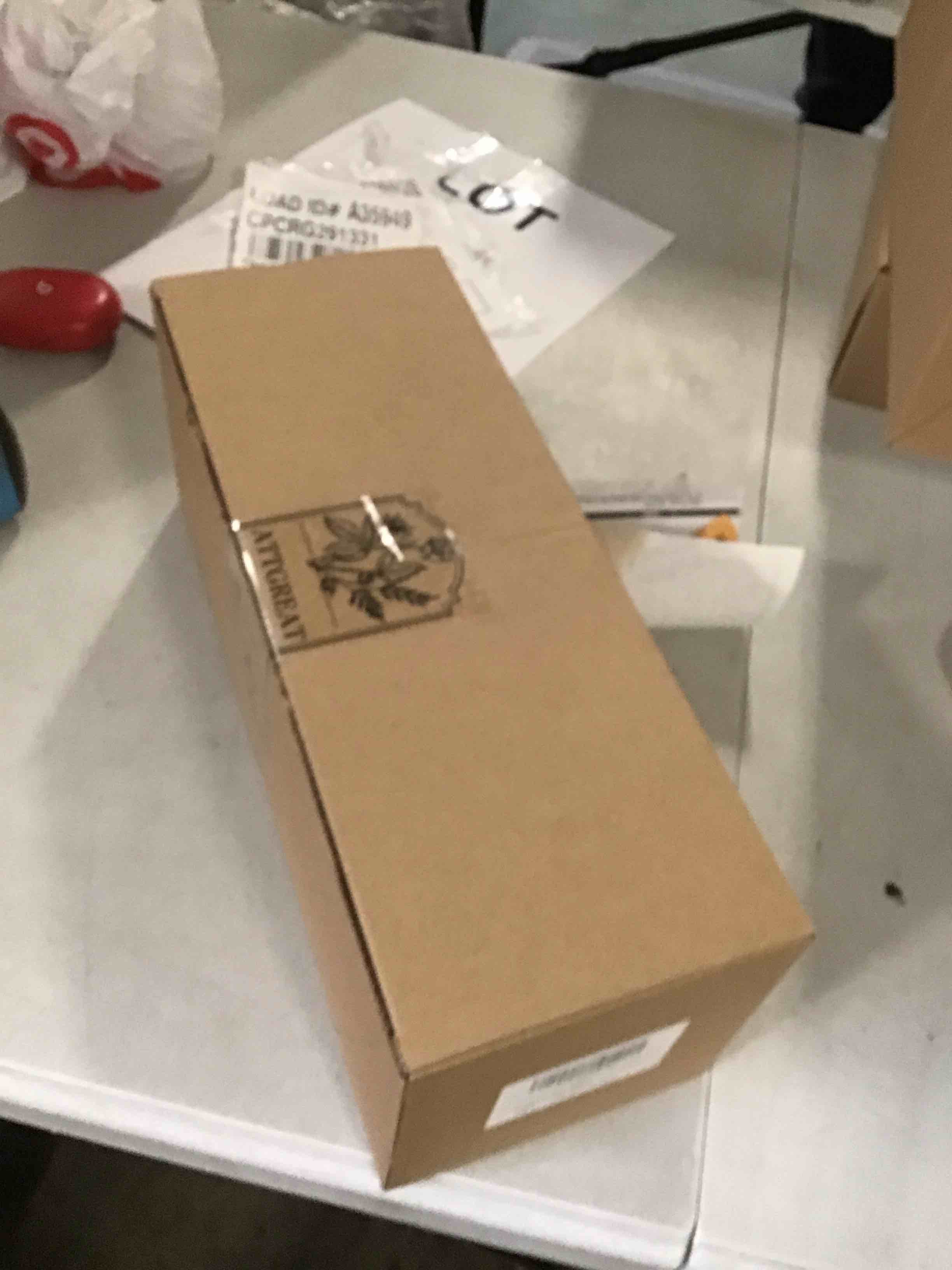 https://s3.amazonaws.com/lotting-images-prod/bidfta/PNK2083603_1738264857193.jpeg