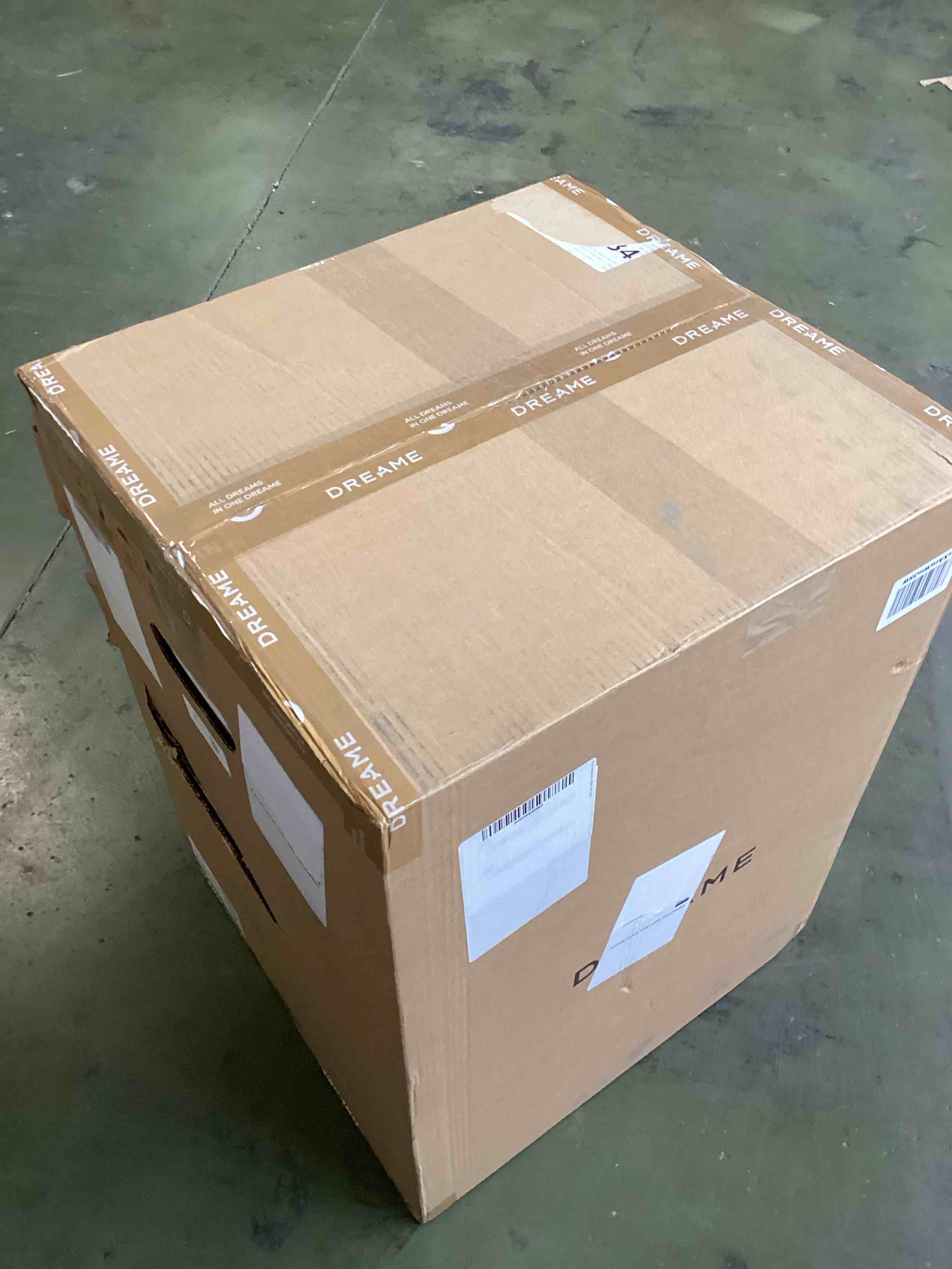 https://s3.amazonaws.com/lotting-images-prod/bidfta/PNK2085714_1739900481577.jpeg