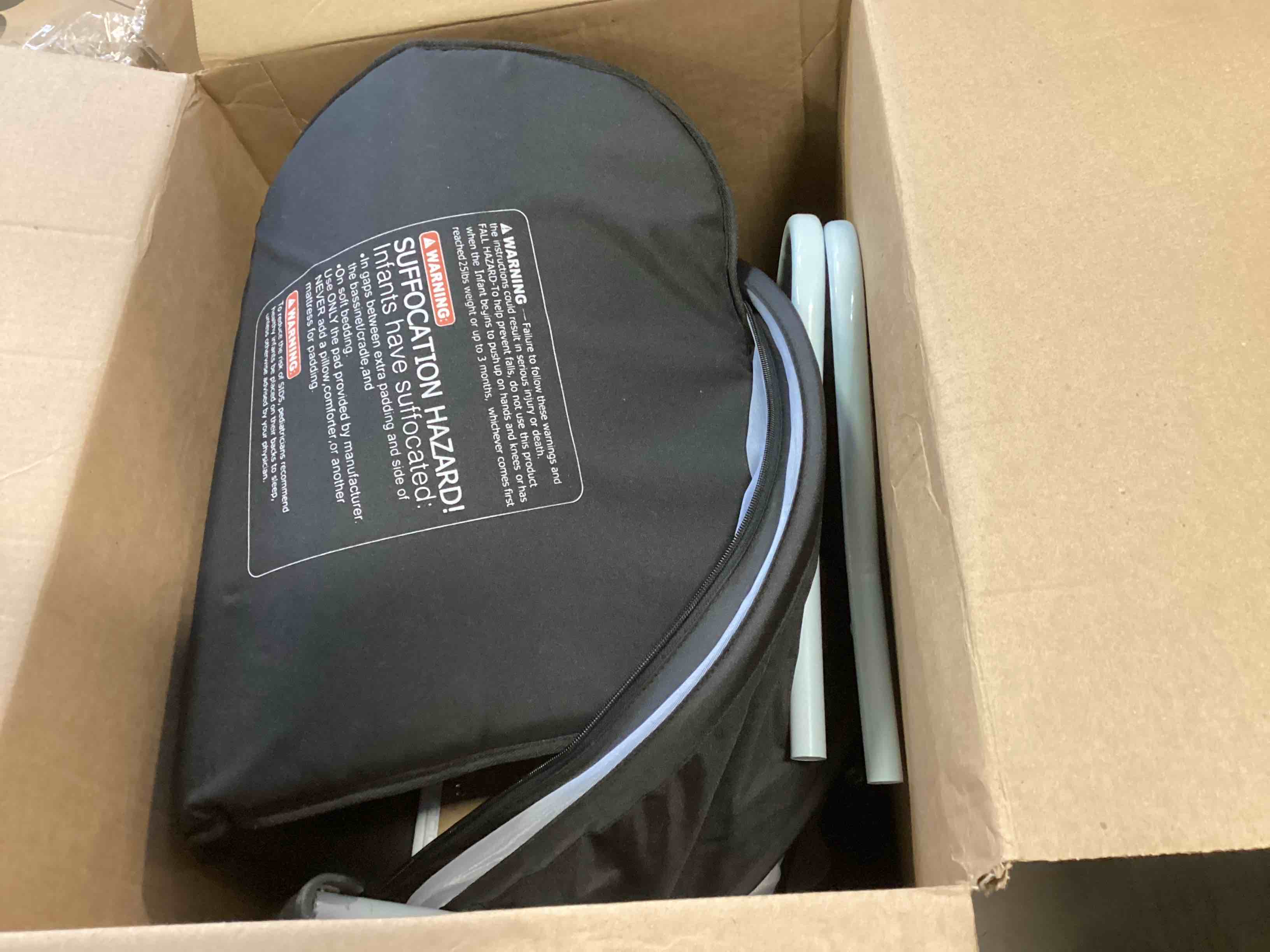 https://s3.amazonaws.com/lotting-images-prod/bidfta/PNK2088164_1738933229190.jpeg