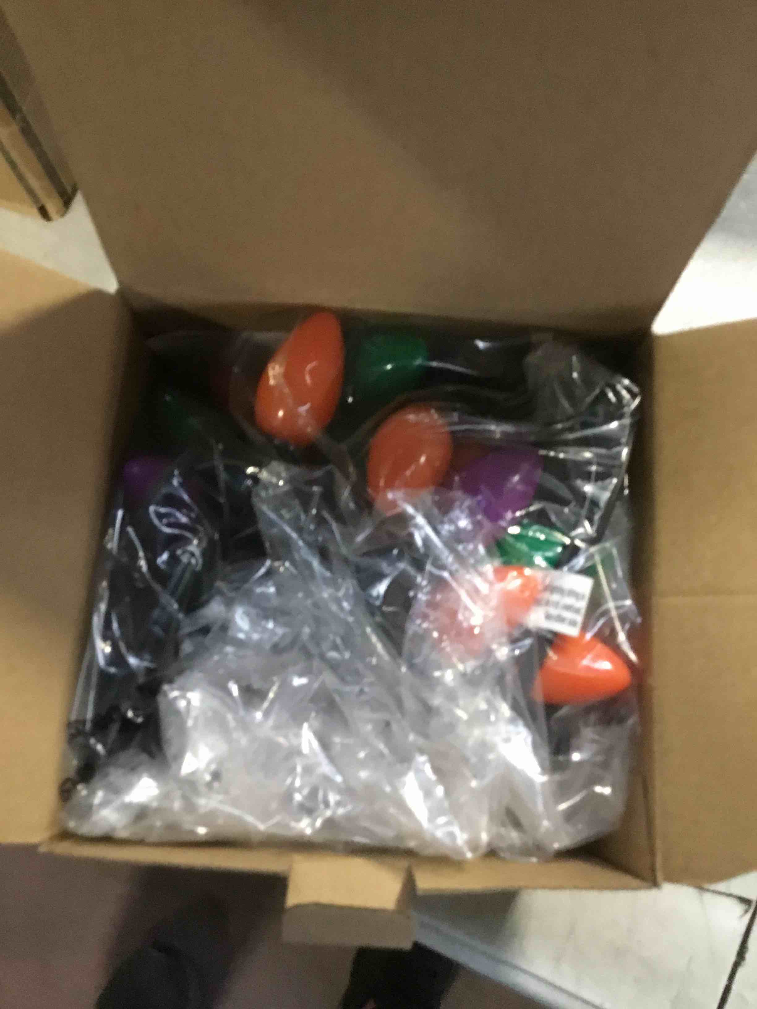 https://s3.amazonaws.com/lotting-images-prod/bidfta/PNK2090227_1738680143658.jpeg