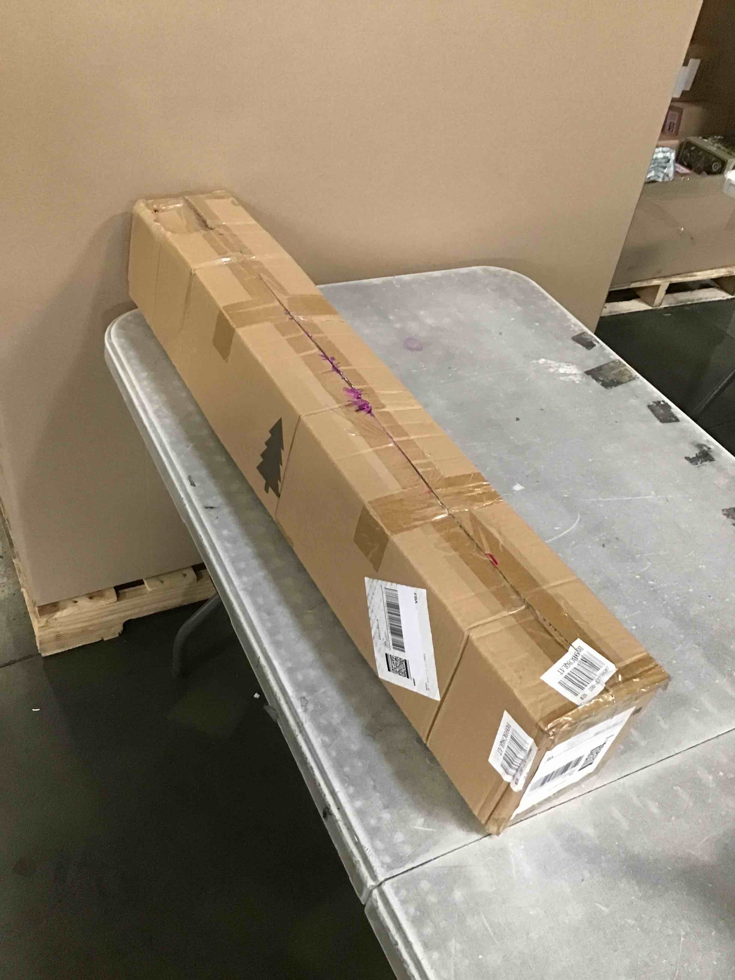 https://s3.amazonaws.com/lotting-images-prod/bidfta/PNK2092140_1738247120028.jpeg