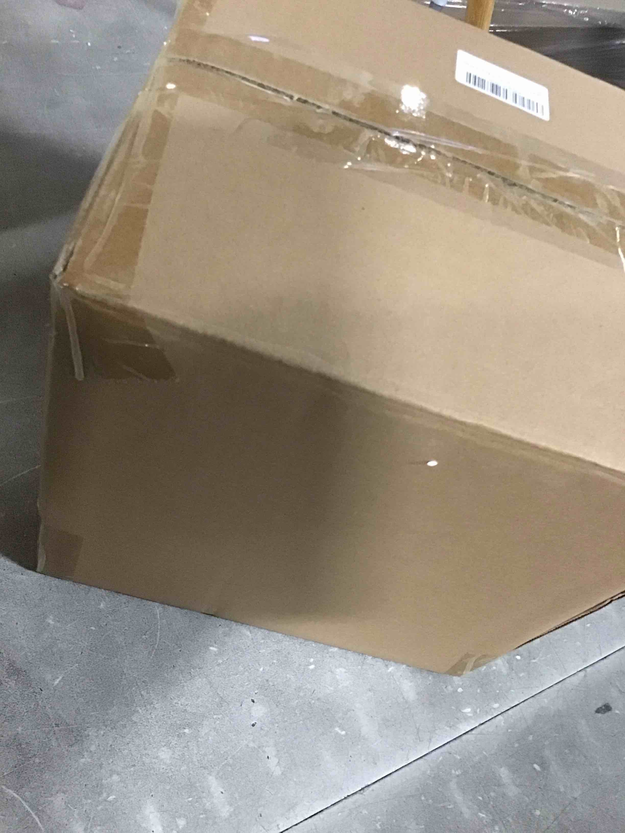https://s3.amazonaws.com/lotting-images-prod/bidfta/PNK2092765_1738674398807.jpeg