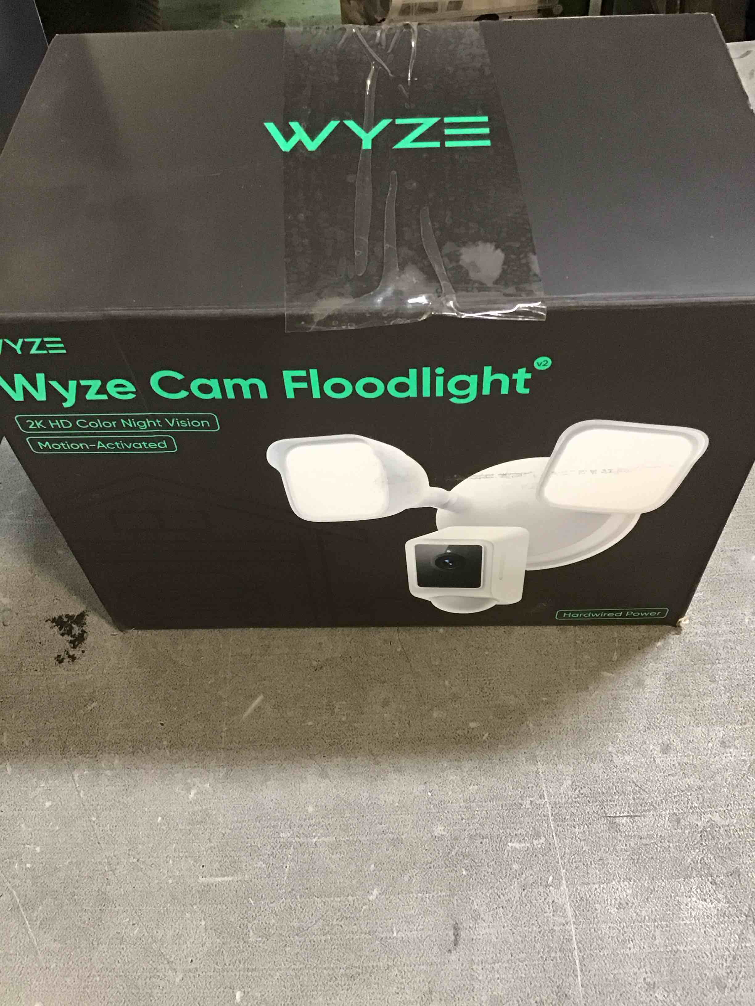 https://s3.amazonaws.com/lotting-images-prod/bidfta/PNK2092825_1738692795119.jpeg
