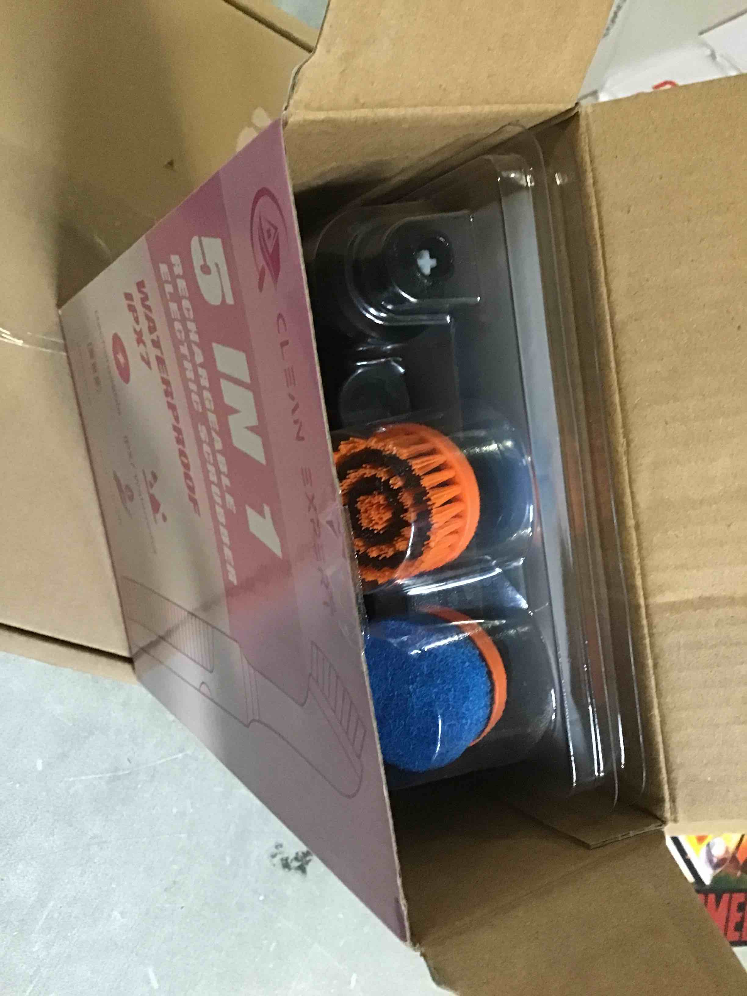 https://s3.amazonaws.com/lotting-images-prod/bidfta/PNK2093148_1738774458005.jpeg